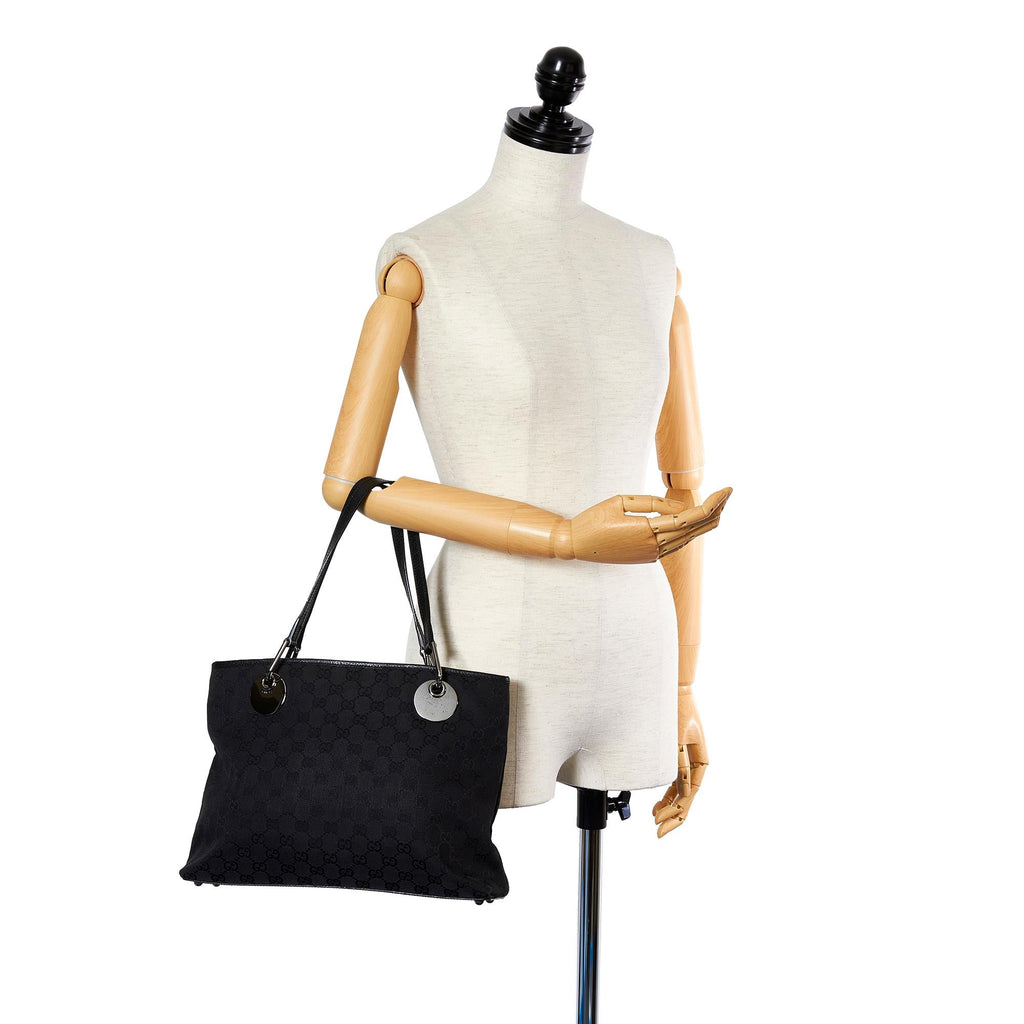 Gucci GG Canvas Eclipse Shoulder Bag (SHG-34023)