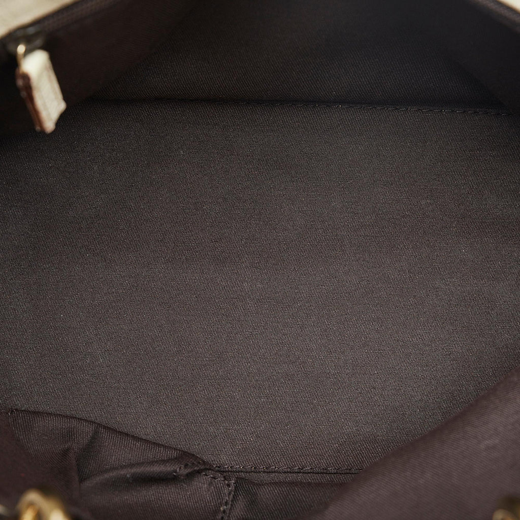 Gucci GG Canvas Eclipse Shoulder Bag (SHG-lWXVX7)