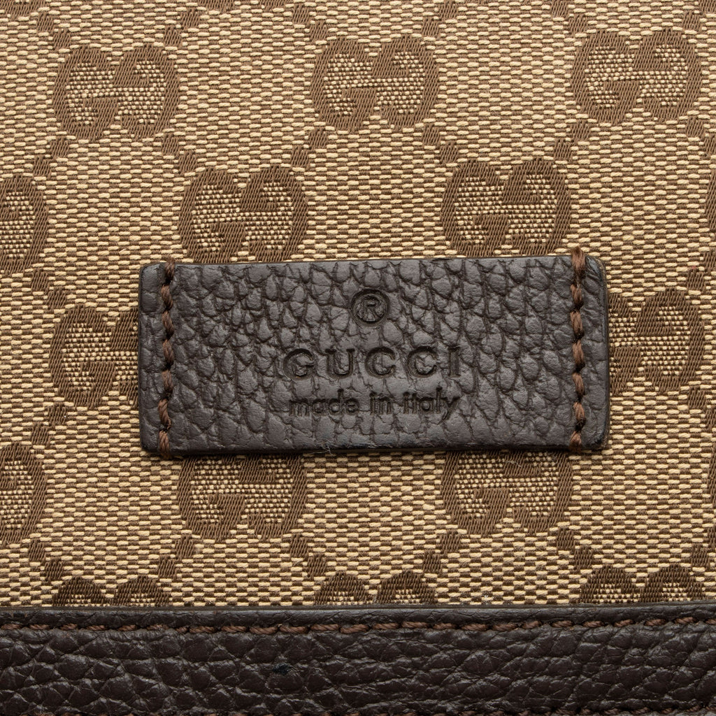 Gucci GG Canvas Flap Messenger (SHF-jreKOd)
