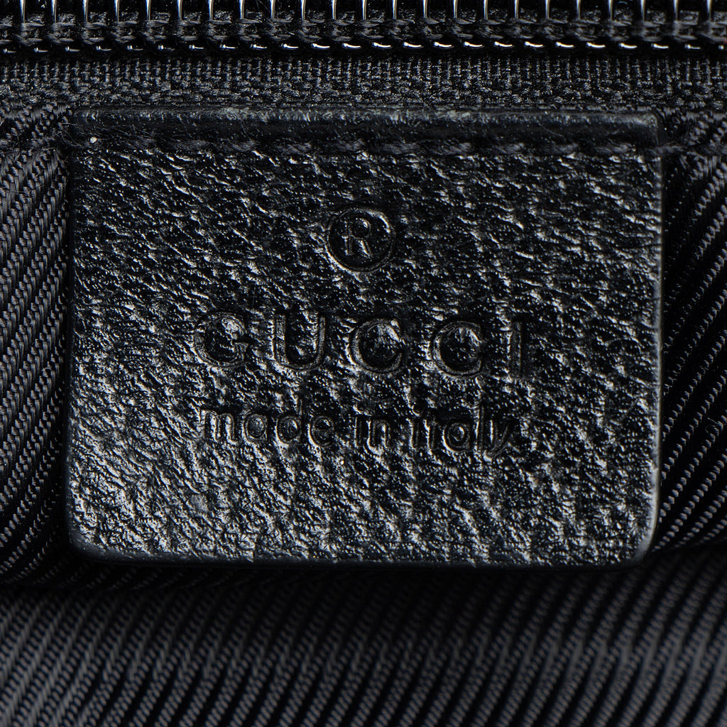 Gucci GG Canvas Flat Messenger (SHF-Br9CH5)