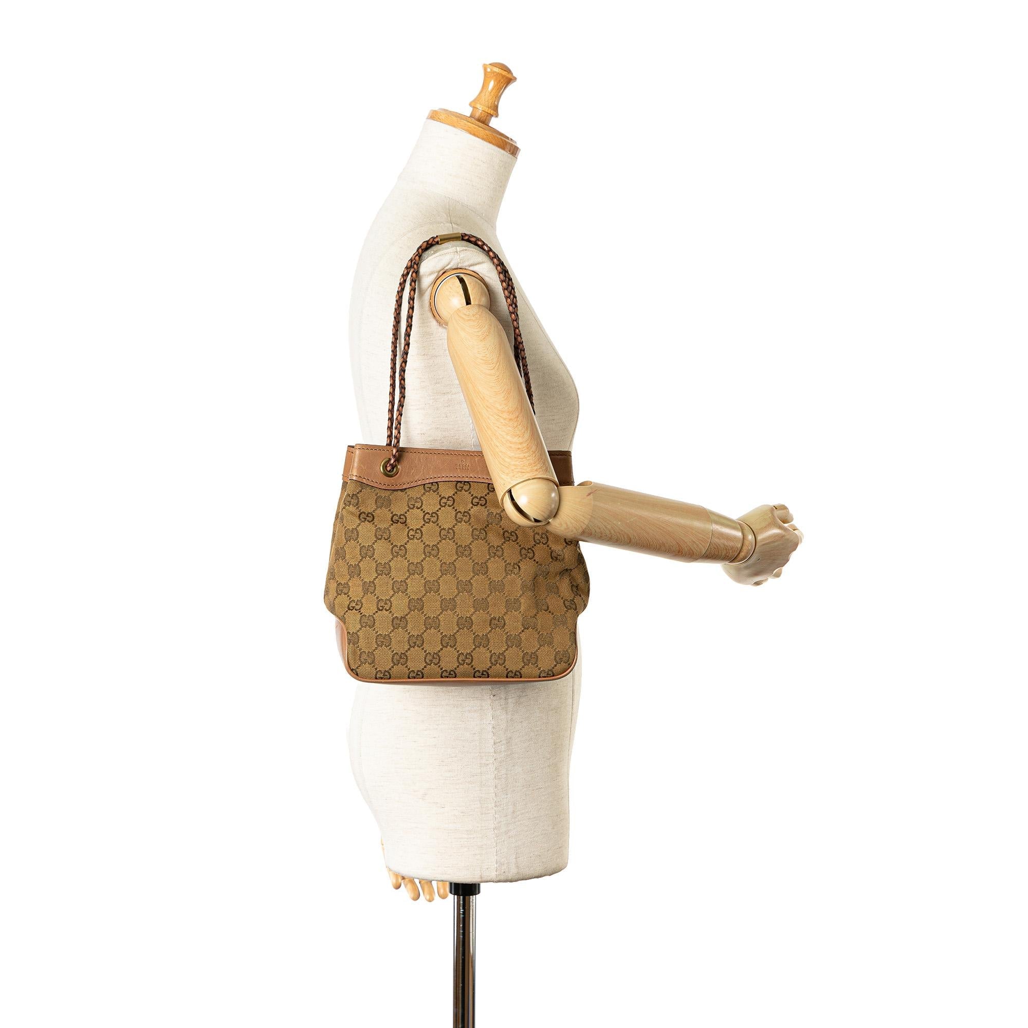 Gucci GG Canvas Gifford Tote (SHG-gXh9Pv)