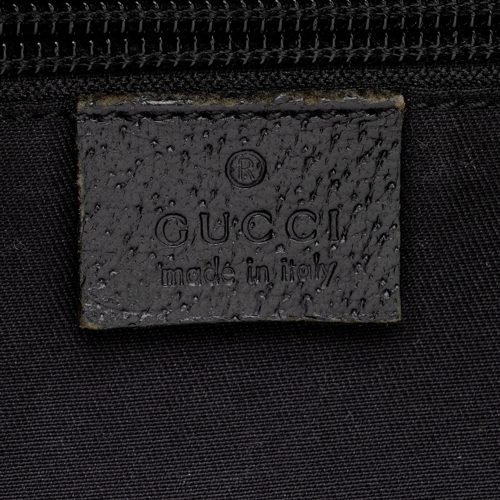 Gucci GG Canvas Half Moon Medium Messenger Bag (SHF-aTmqfv)