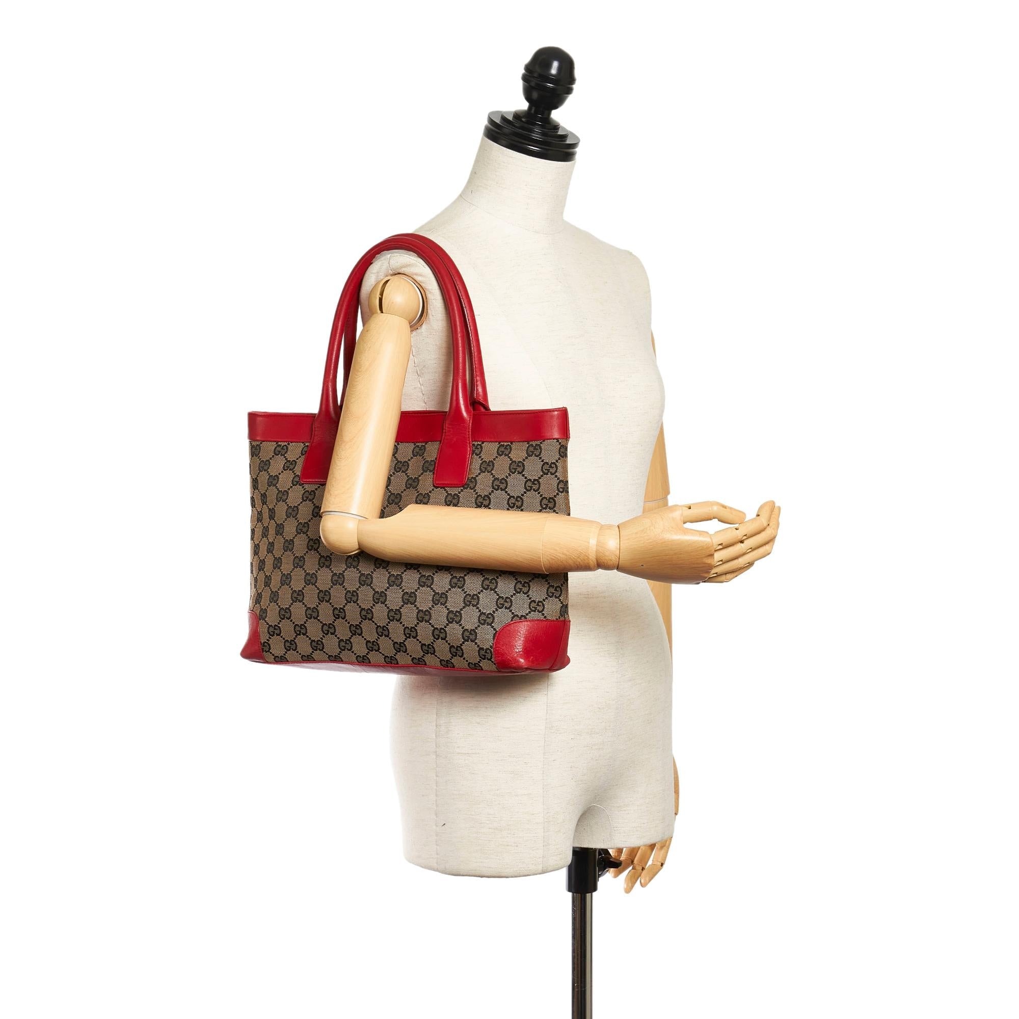 Gucci GG Canvas Handbag (SHG-32082)