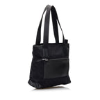 Gucci GG Canvas Handbag (SHG-C7LTka)