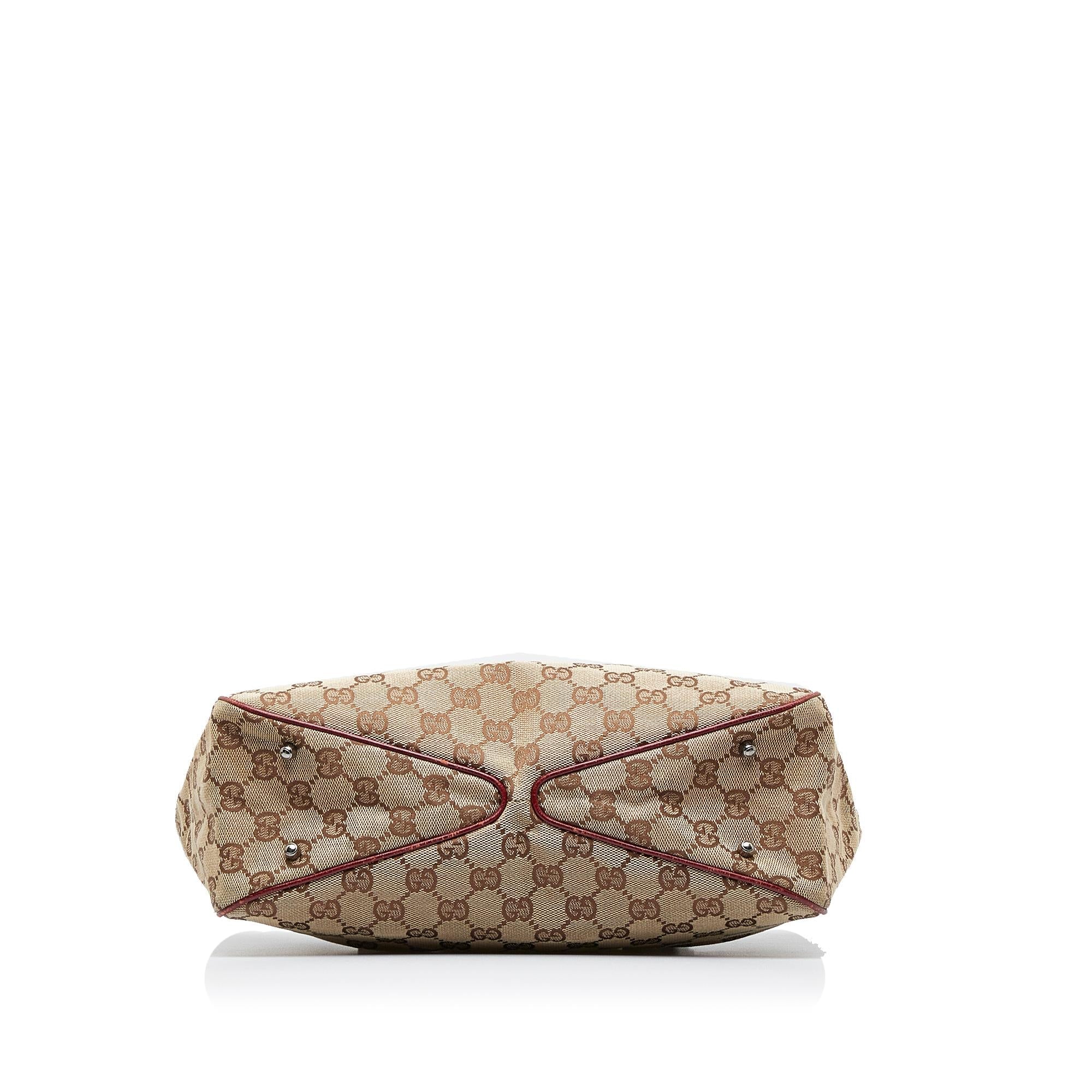 Gucci GG Canvas Handbag (SHG-NeMEXz)
