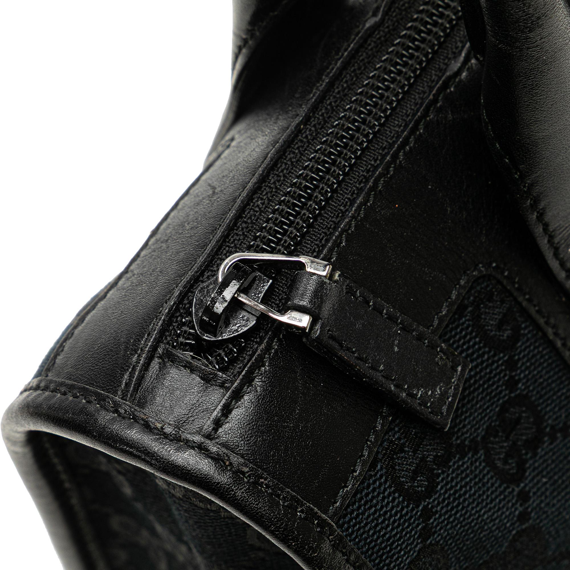Gucci GG Canvas Handbag