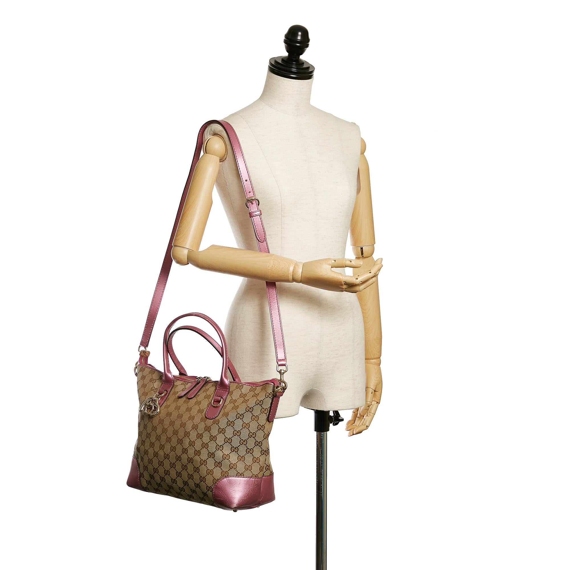 Gucci GG Canvas Heart Bit Satchel (SHG-32482)