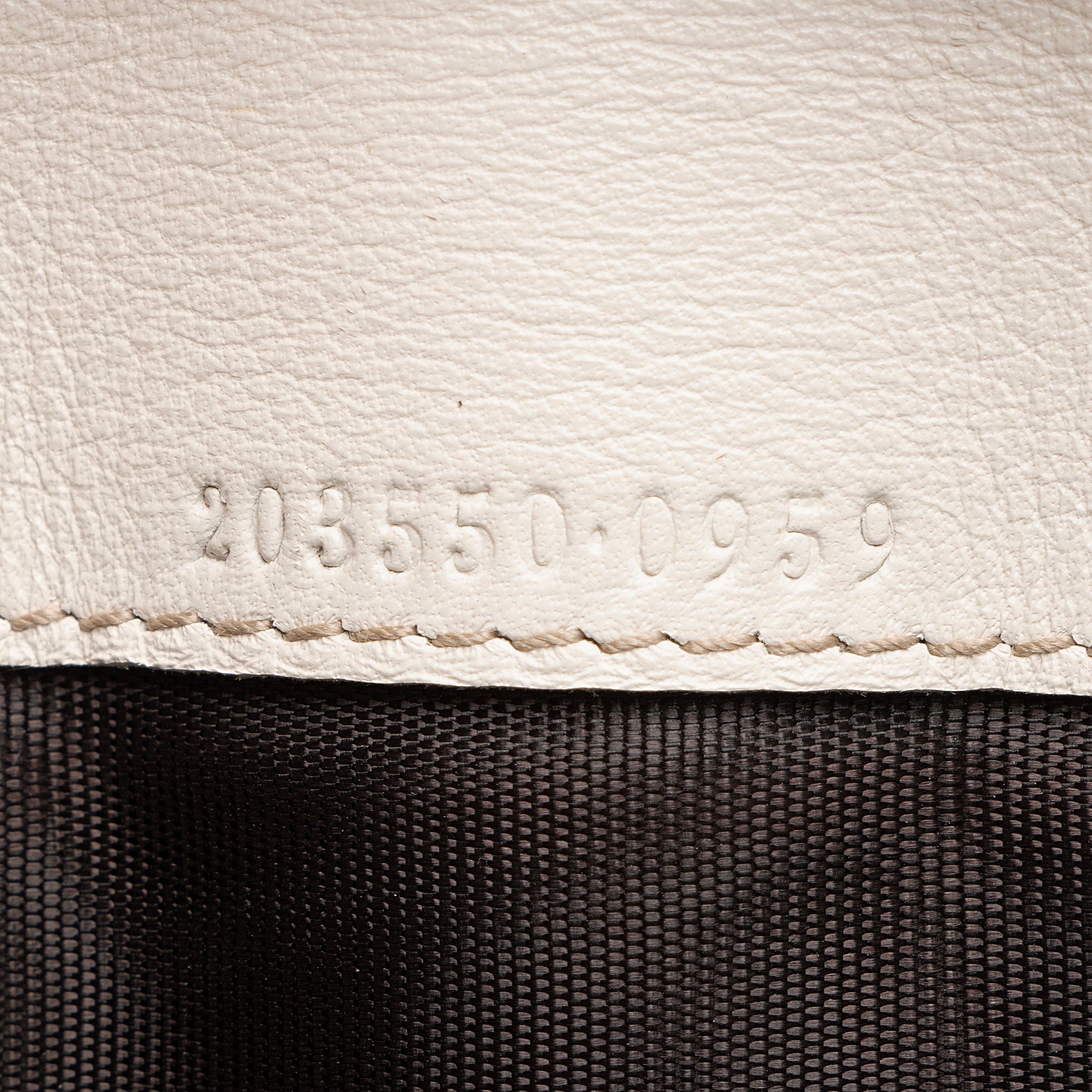 Gucci GG Canvas Heart Script Continental Wallet (SHF-6kTDdx)