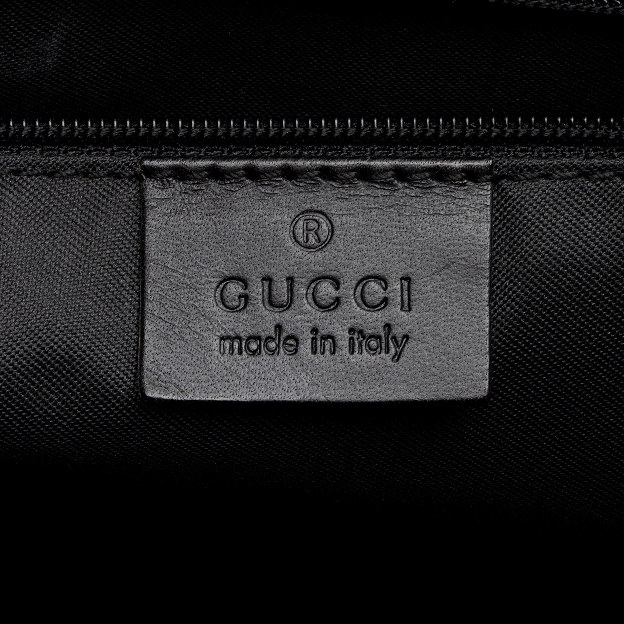 Gucci GG Canvas Jackie Small Shoulder Bag (SHF-Ajw7gP)