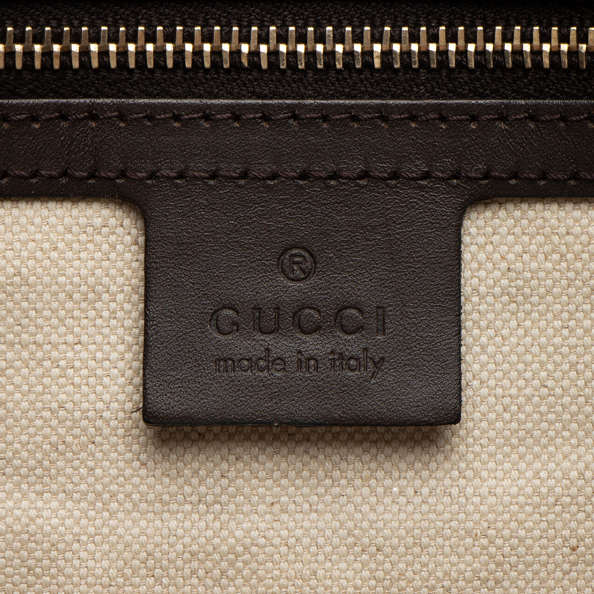 Gucci GG Canvas Joy Medium Boston Bag (SHF-gIsKE9)