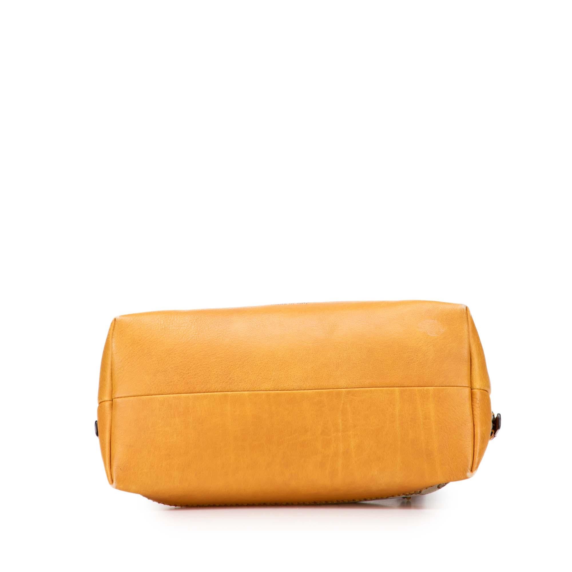 Gucci GG Canvas Laidback Crafty Handbag