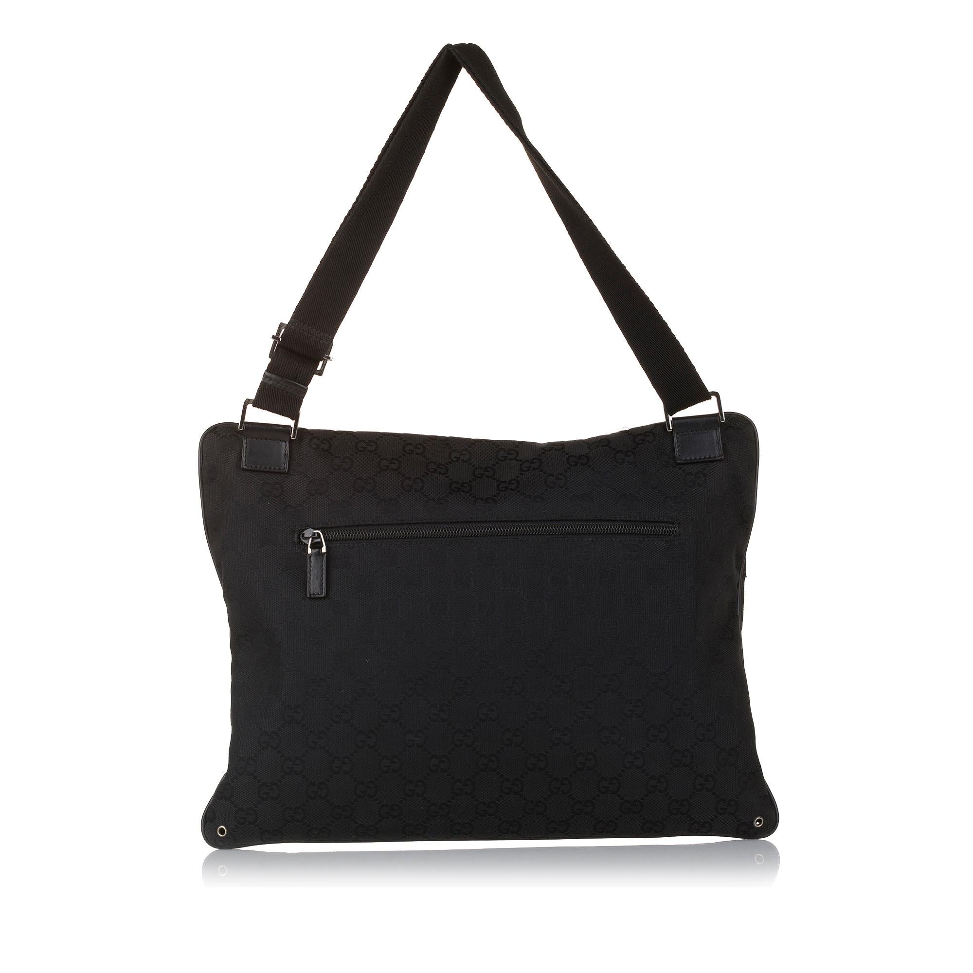 Gucci GG Canvas Messenger Bag (SHG-32770)