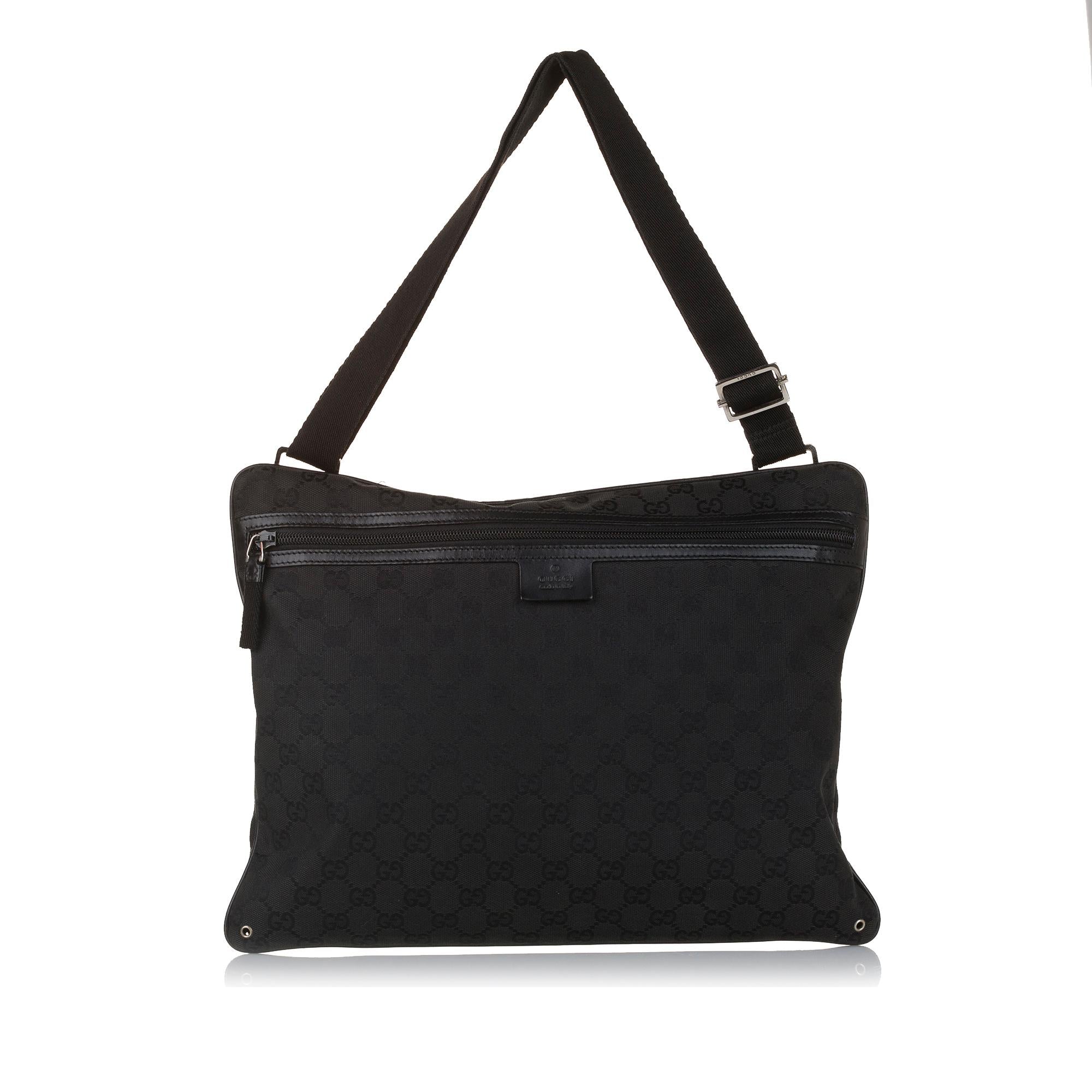 Gucci GG Canvas Messenger Bag (SHG-32770)