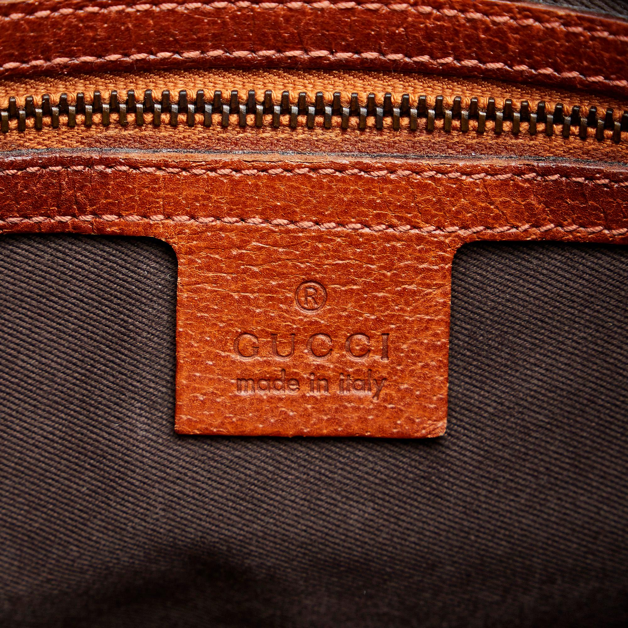 Gucci GG Canvas Nailhead Crossbody (SHG-mLGXan)