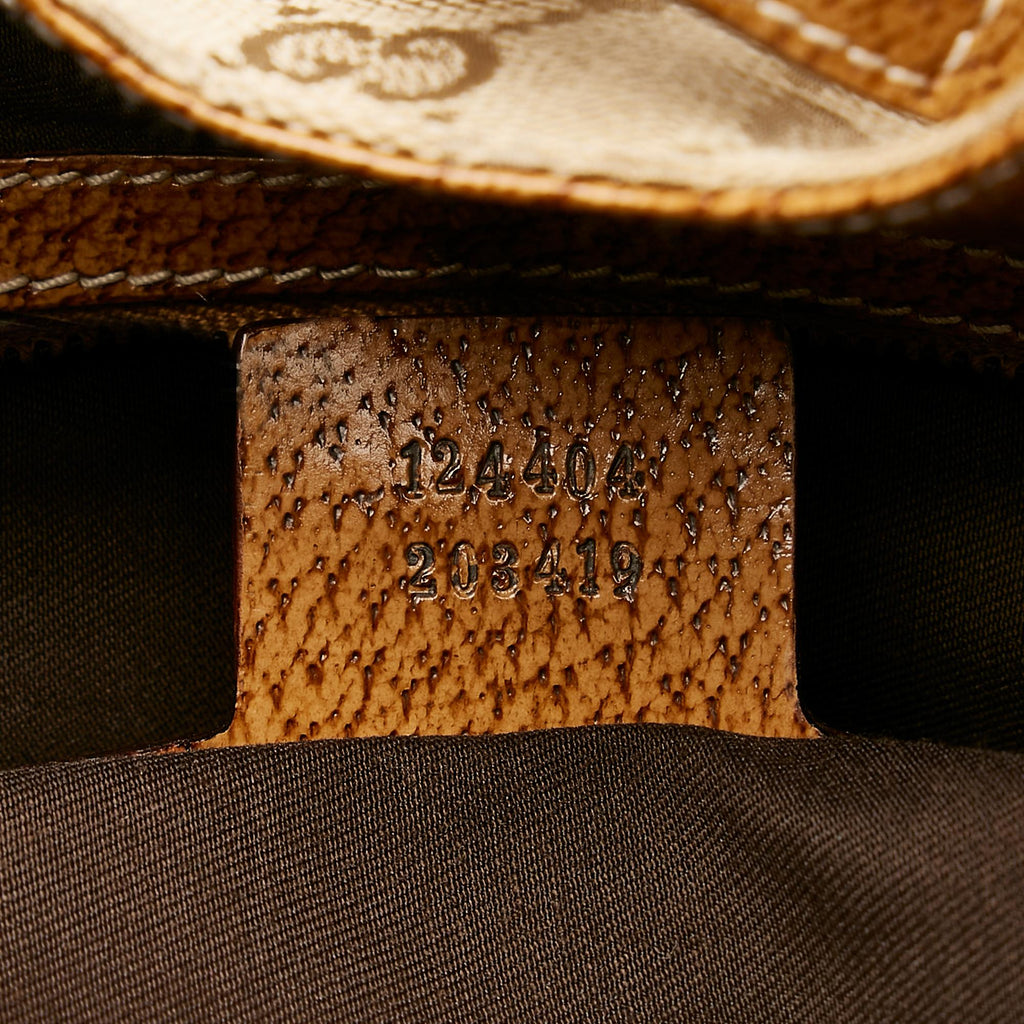 Gucci GG Canvas Nailhead Jackie Bardot (SHG-Lt4rqL)