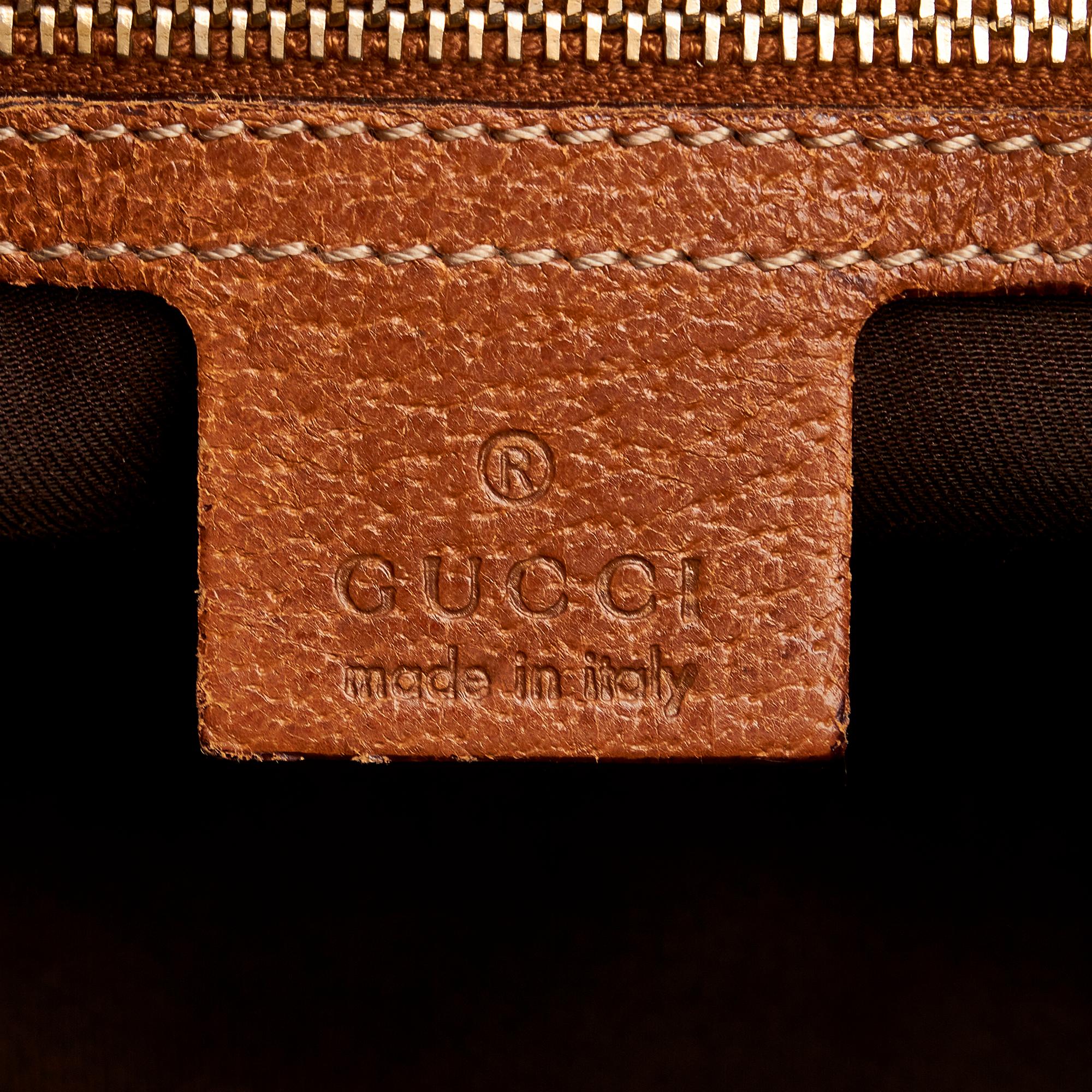 Gucci GG Canvas Nailhead Jackie Bardot (SHG-z8pNuY)
