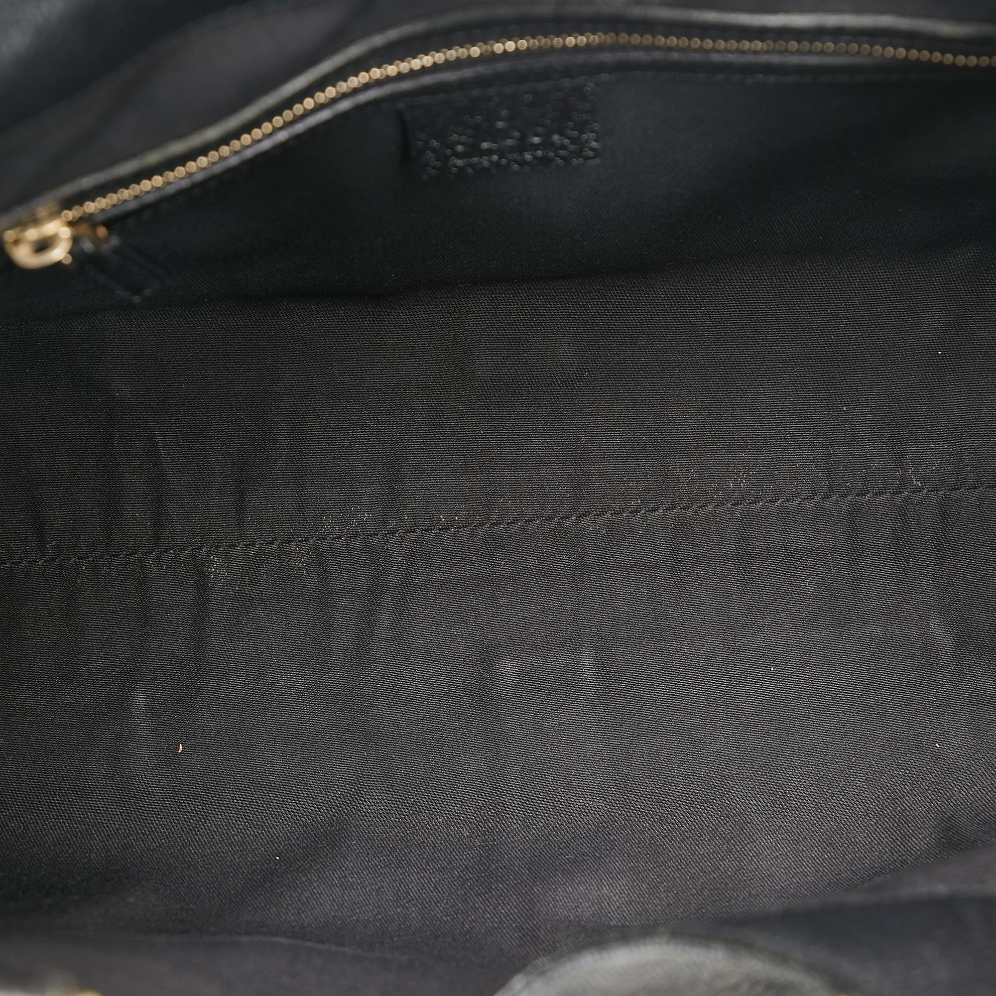Gucci GG Canvas Nailhead Jackie O (SHG-S61S5C)