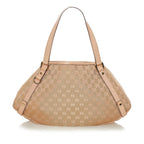 Gucci GG Canvas Pelham Shoulder Bag (SHG-28153)
