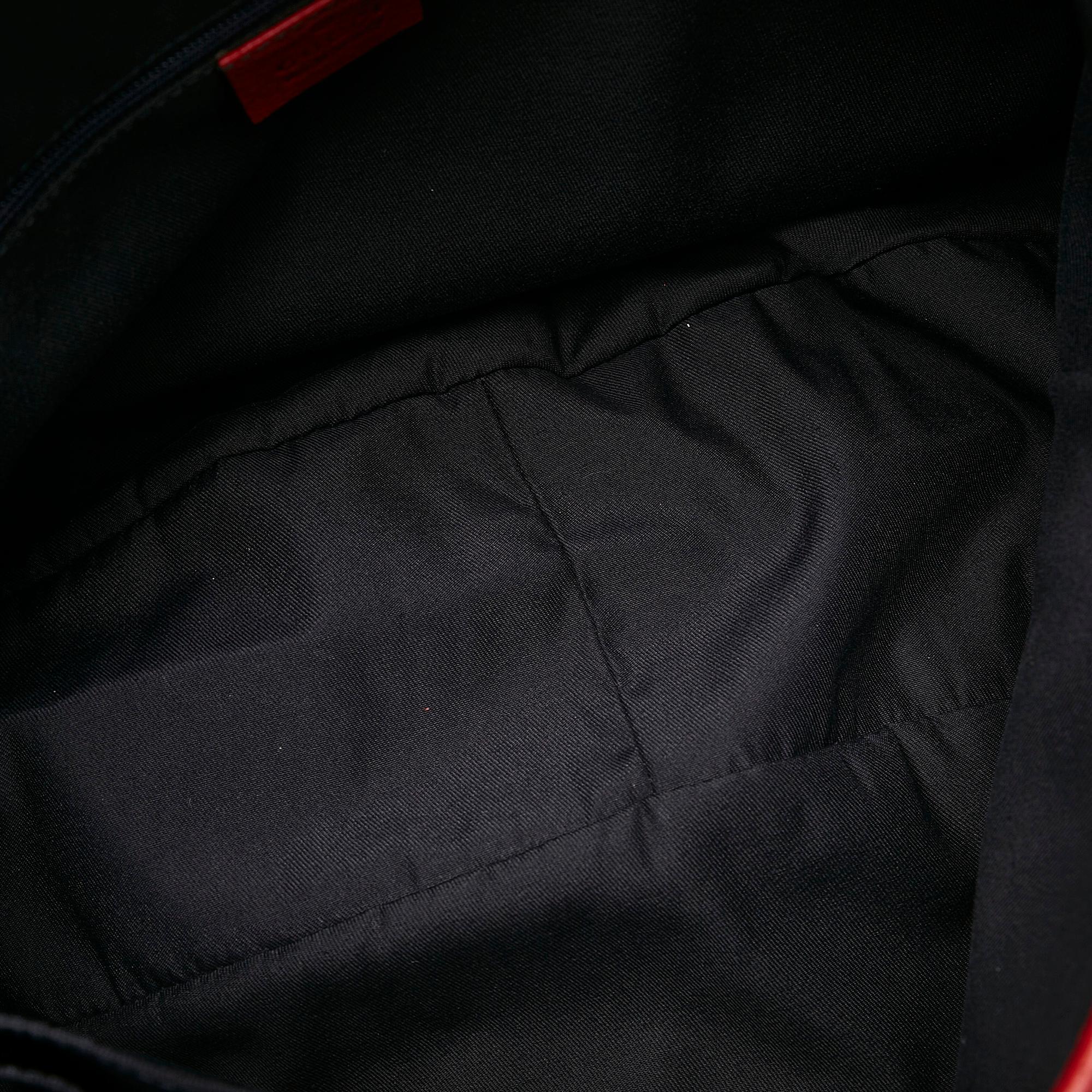 Gucci GG Canvas Pelham Shoulder Bag (SHG-30228)