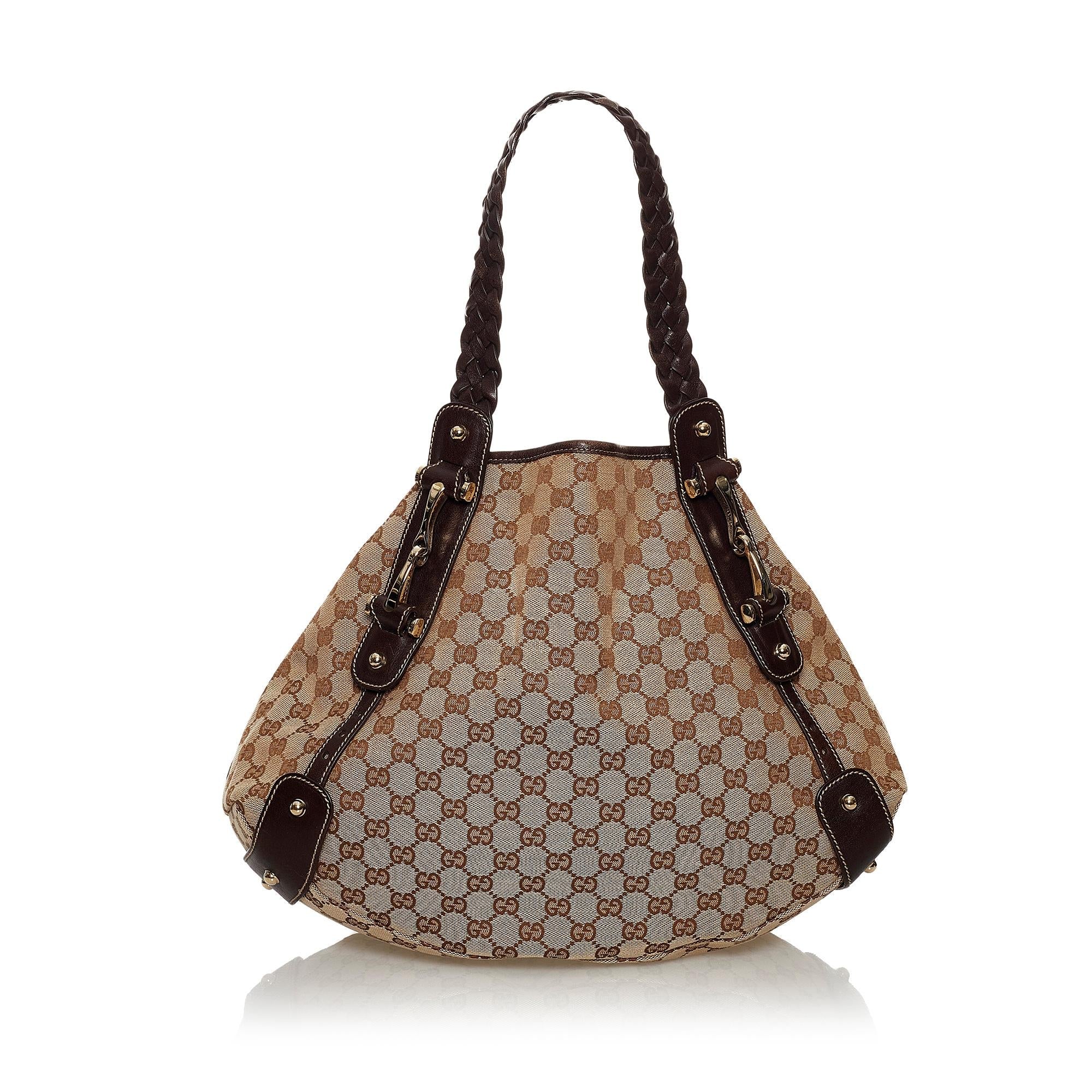 Gucci GG Canvas Pelham Shoulder Bag (SHG-30626)