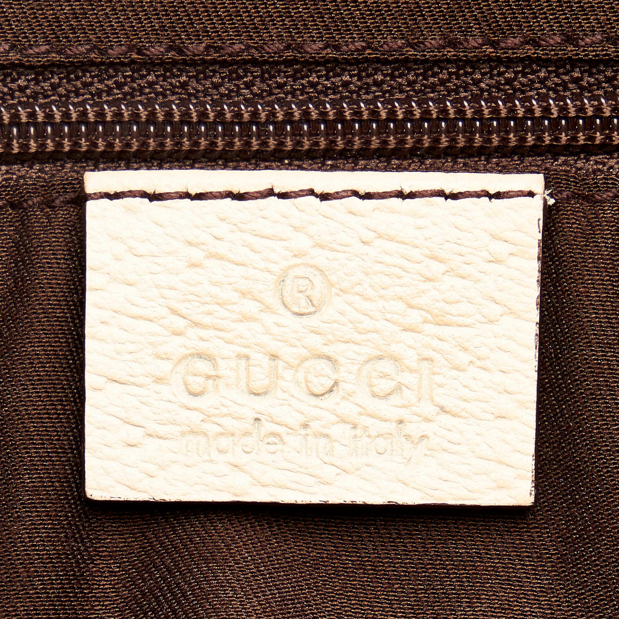 Gucci GG Canvas Pelham Shoulder Bag (SHG-30963)