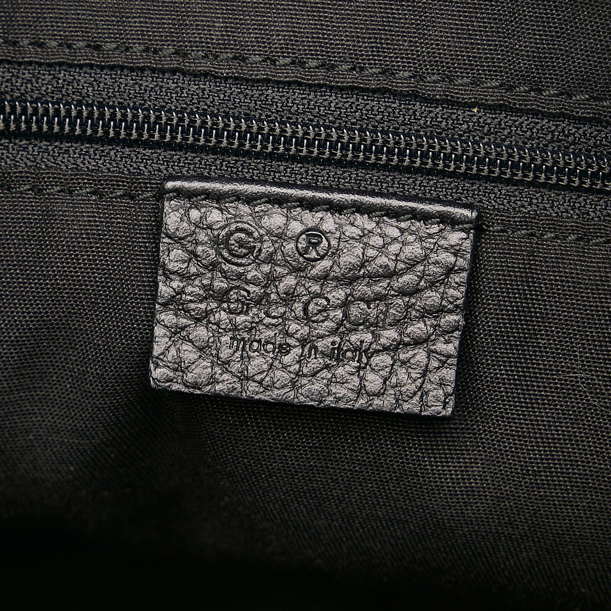 Gucci GG Canvas Pelham Shoulder Bag (SHG-34619)