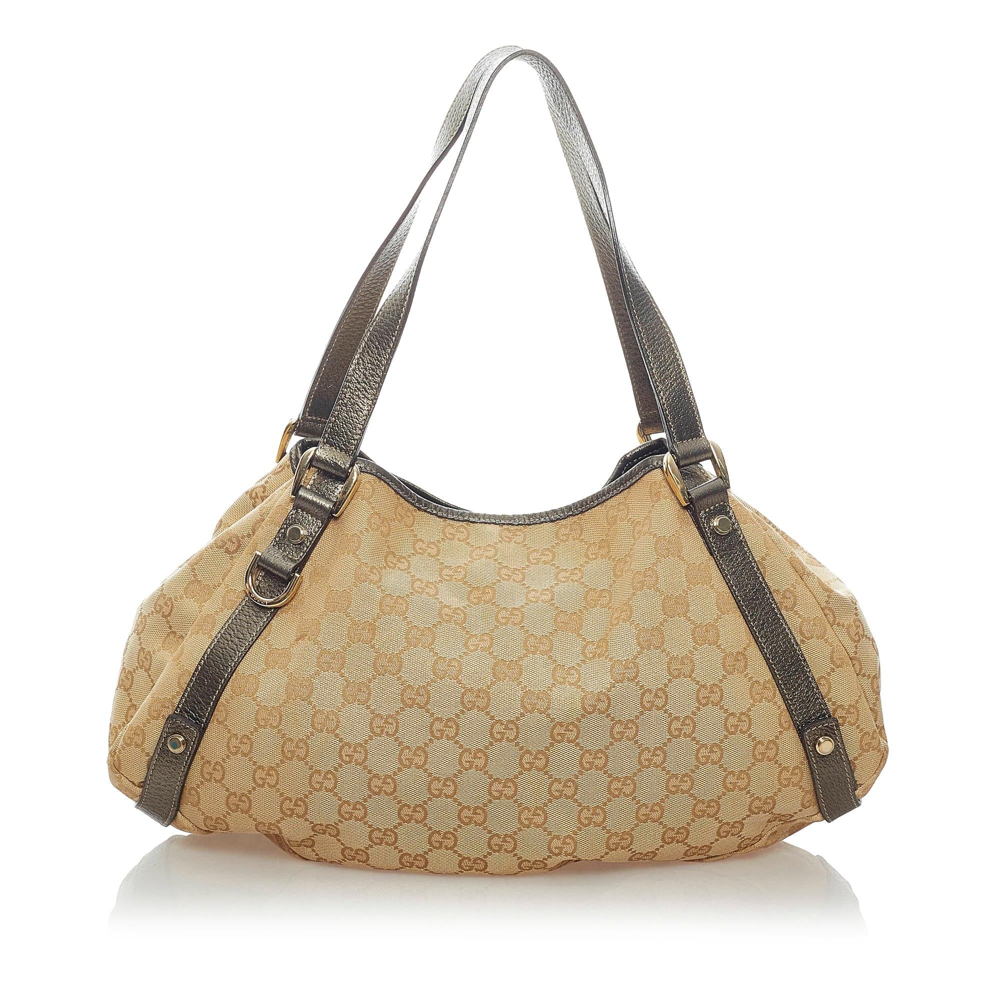 Gucci GG Canvas Pelham Shoulder Bag (SHG-34651)