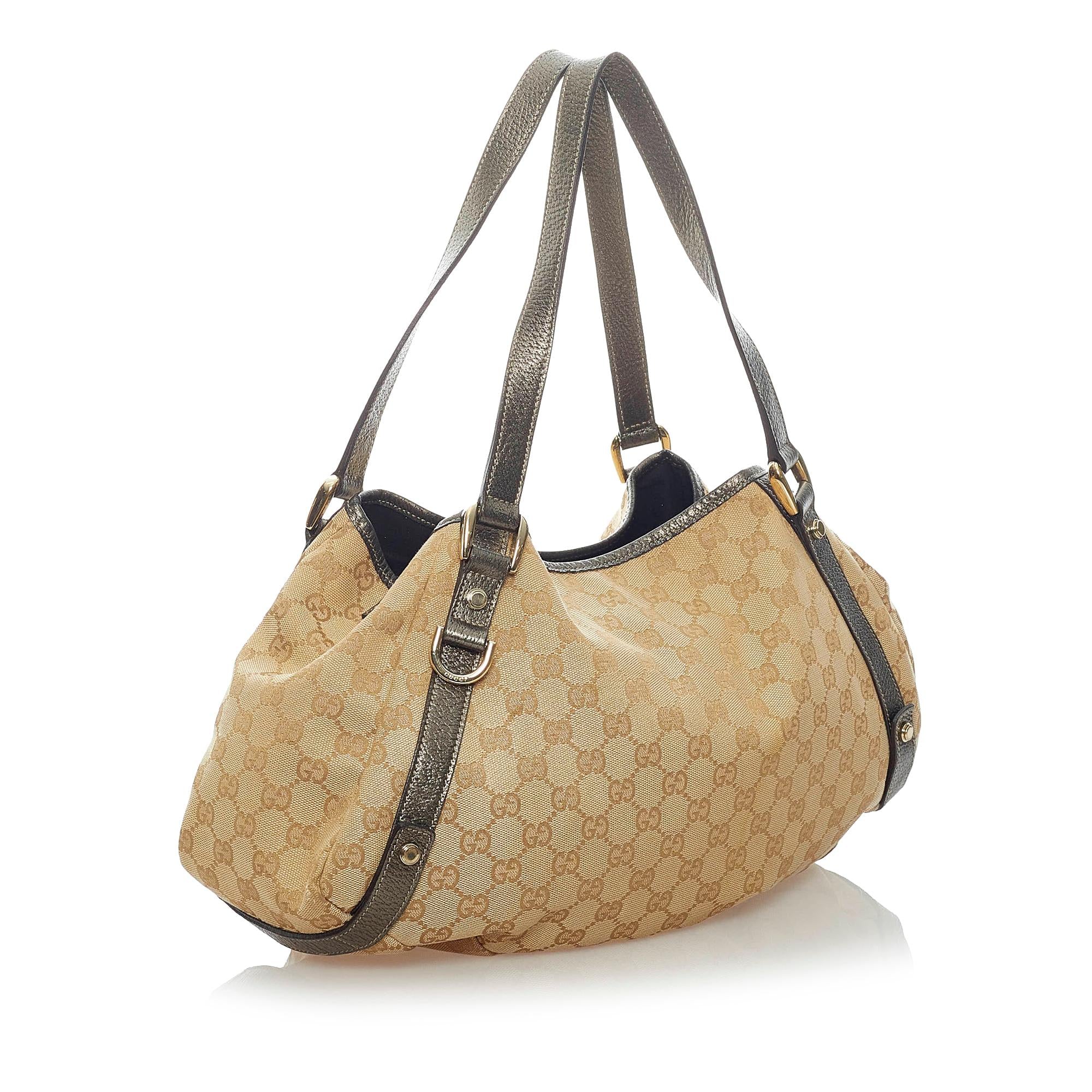 Gucci GG Canvas Pelham Shoulder Bag (SHG-34651)