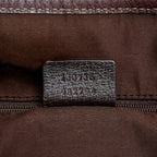 Gucci GG Canvas Pelham Shoulder Bag (SHG-oLGWDu)