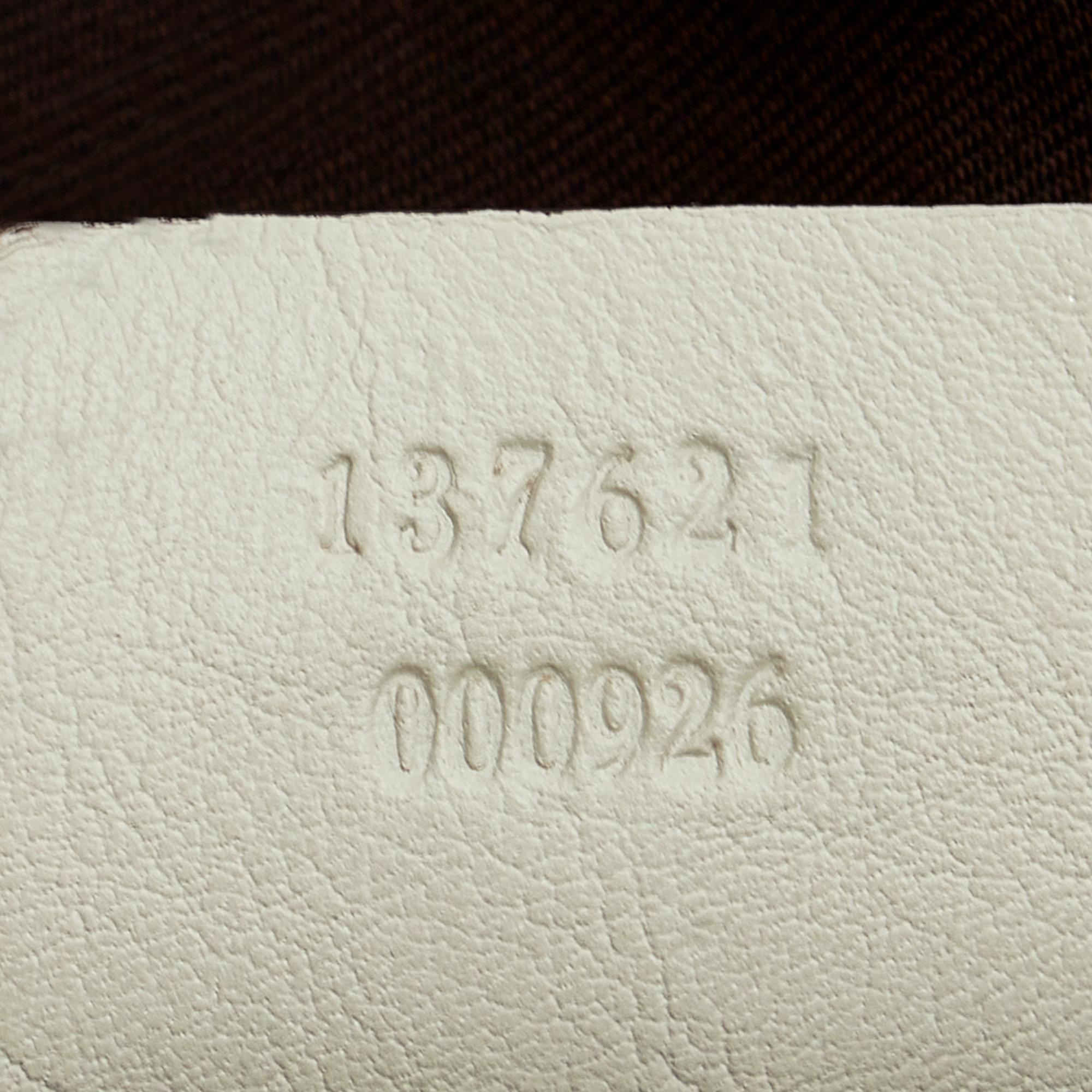 Gucci GG Canvas Pelham Shoulder Bag (SHG-UIlvok)