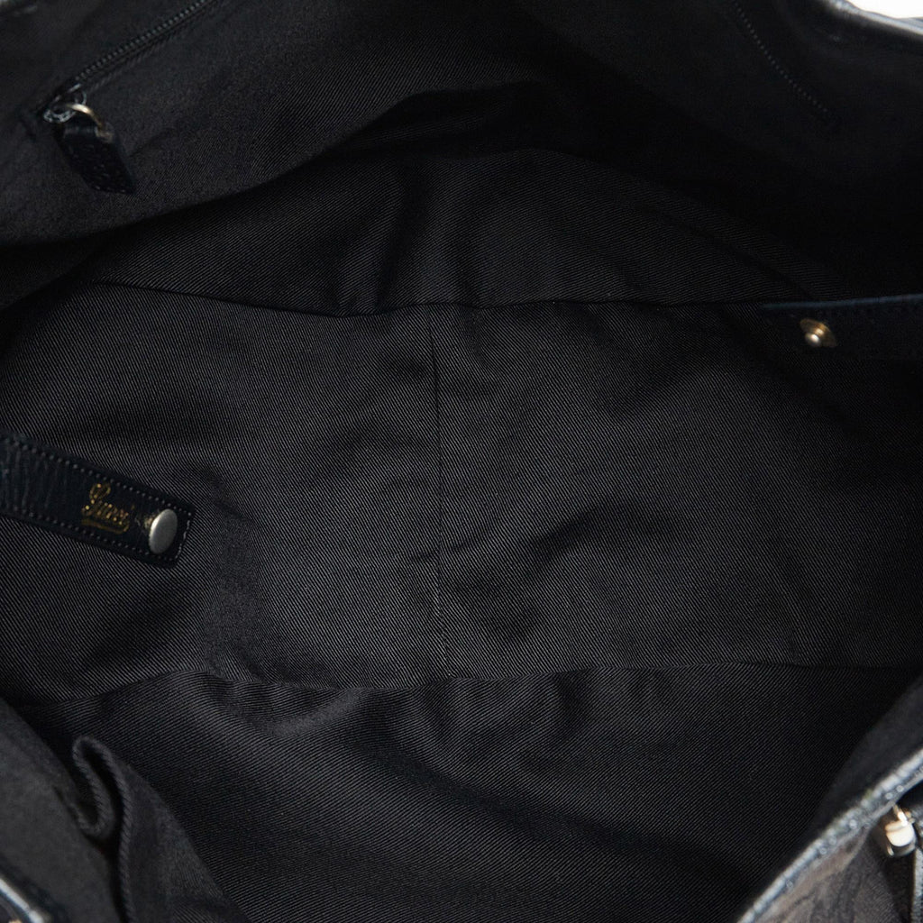 Gucci GG Canvas Pelham Shoulder Bag (SHG-DJMWdO)