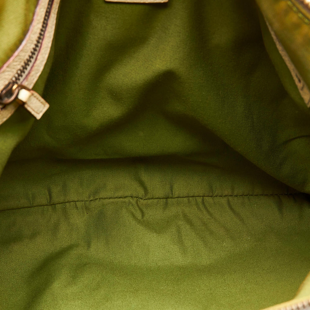 Gucci GG Canvas Pelham Studded Hobo Bag (SHG-vlHJxE)