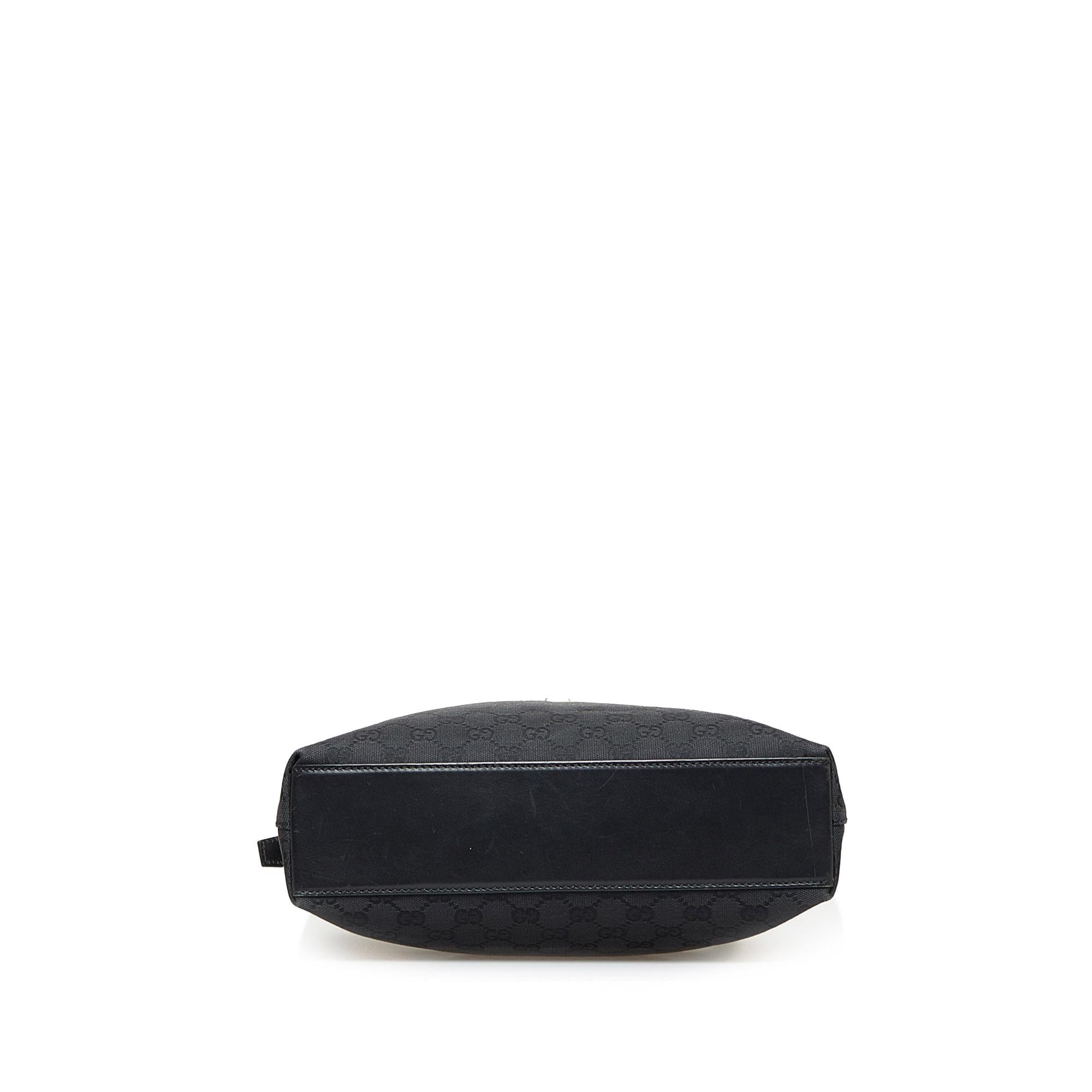 Gucci GG Canvas Piston Shoulder Bag (SHG-UpkBKi)