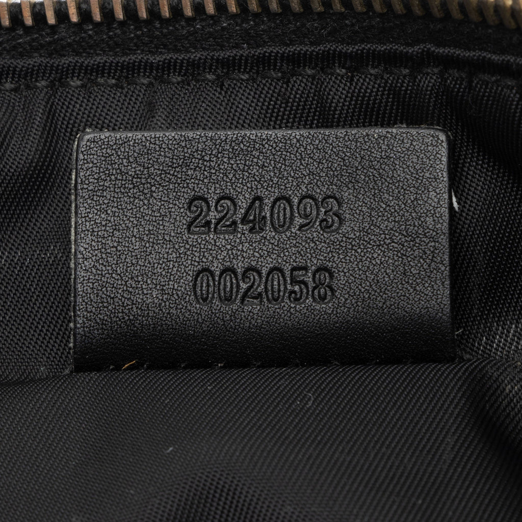 Gucci GG Canvas Pochette (SHF-4m4QYq)