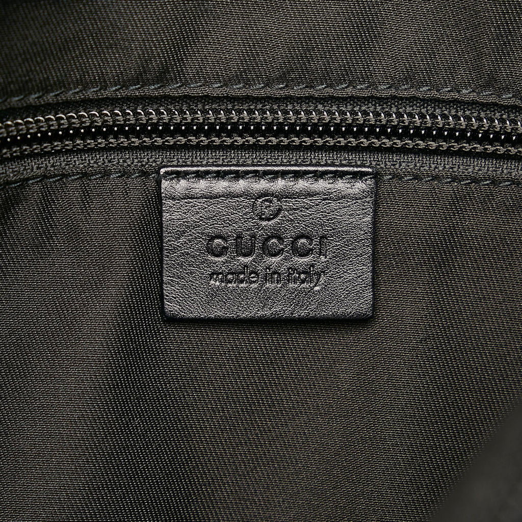 Gucci GG Canvas Punch Crossbody (SHG-CfvIV6)