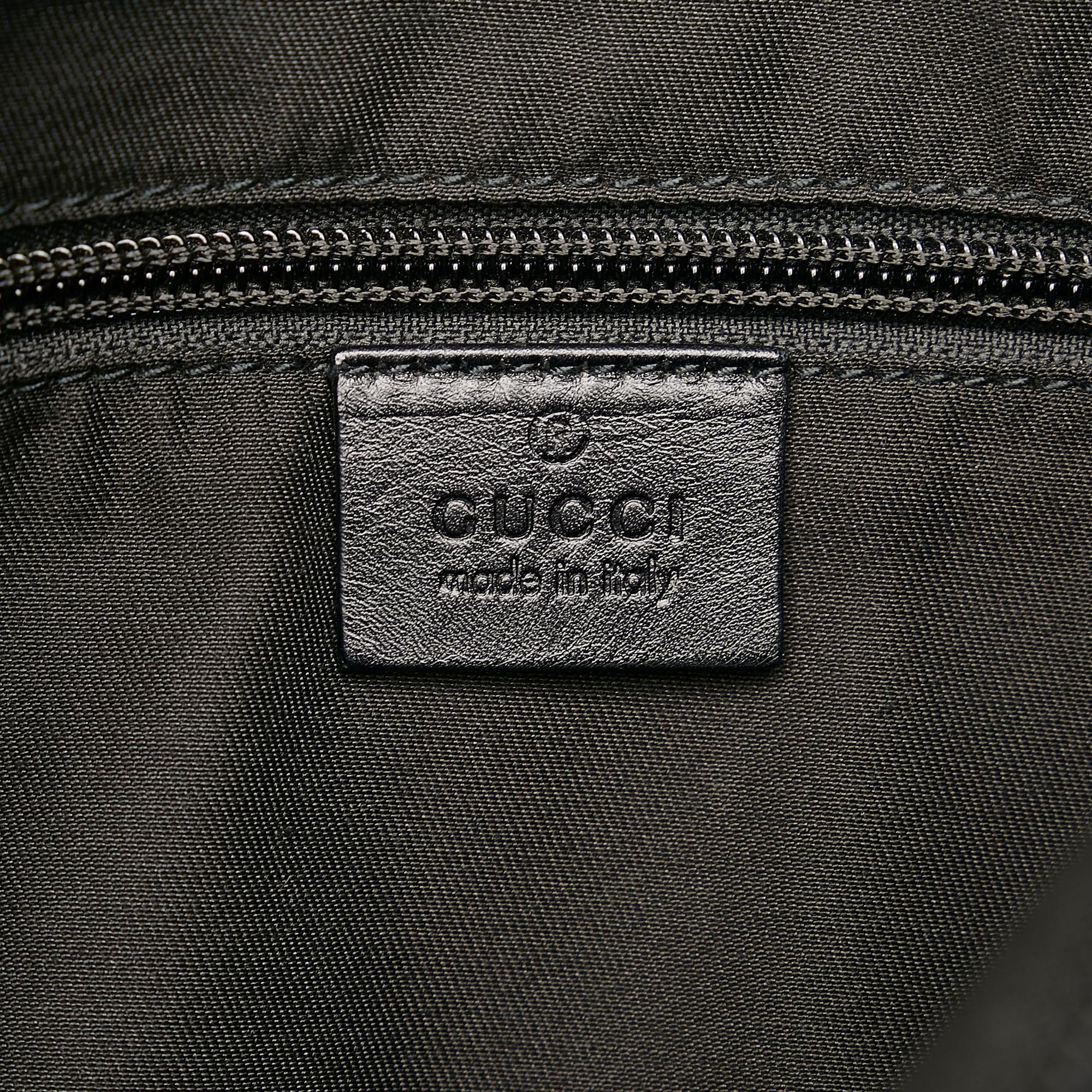 Gucci GG Canvas Punch Crossbody (SHG-CfvIV6)