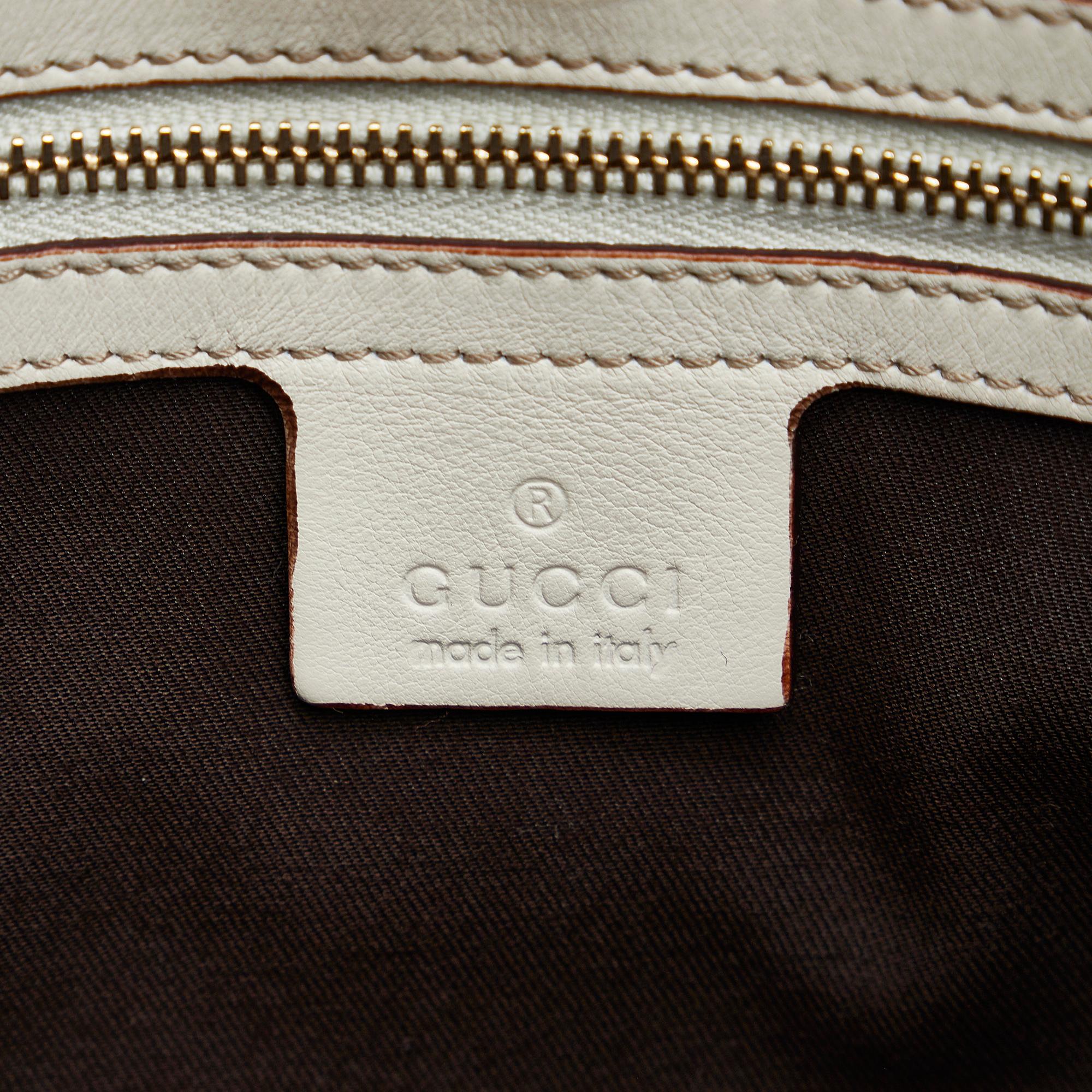 Gucci GG Canvas Punch Shoulder Bag (SHG-1mCEKQ)