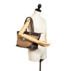 Gucci GG Canvas Punch Tote Bag (SHG-27409)