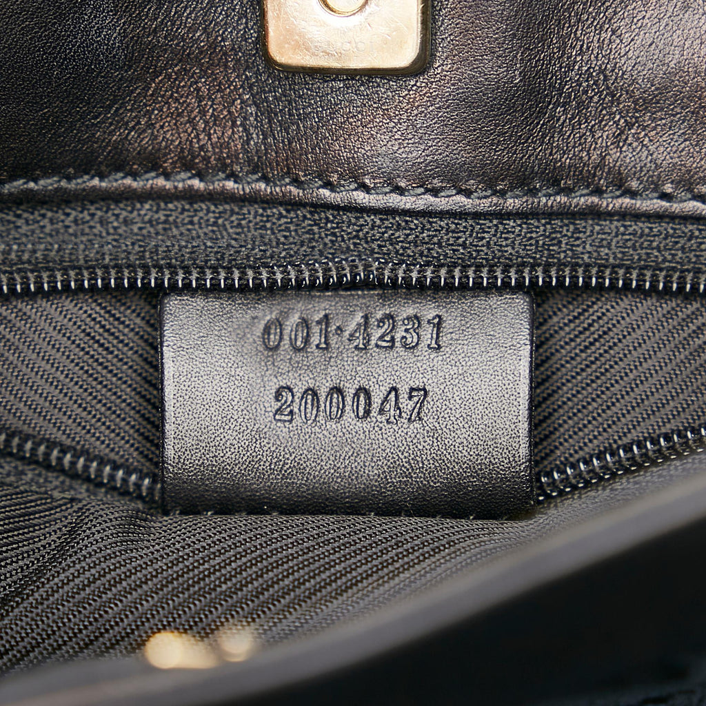 Gucci GG Canvas Shoulder Bag (SHG-28352)