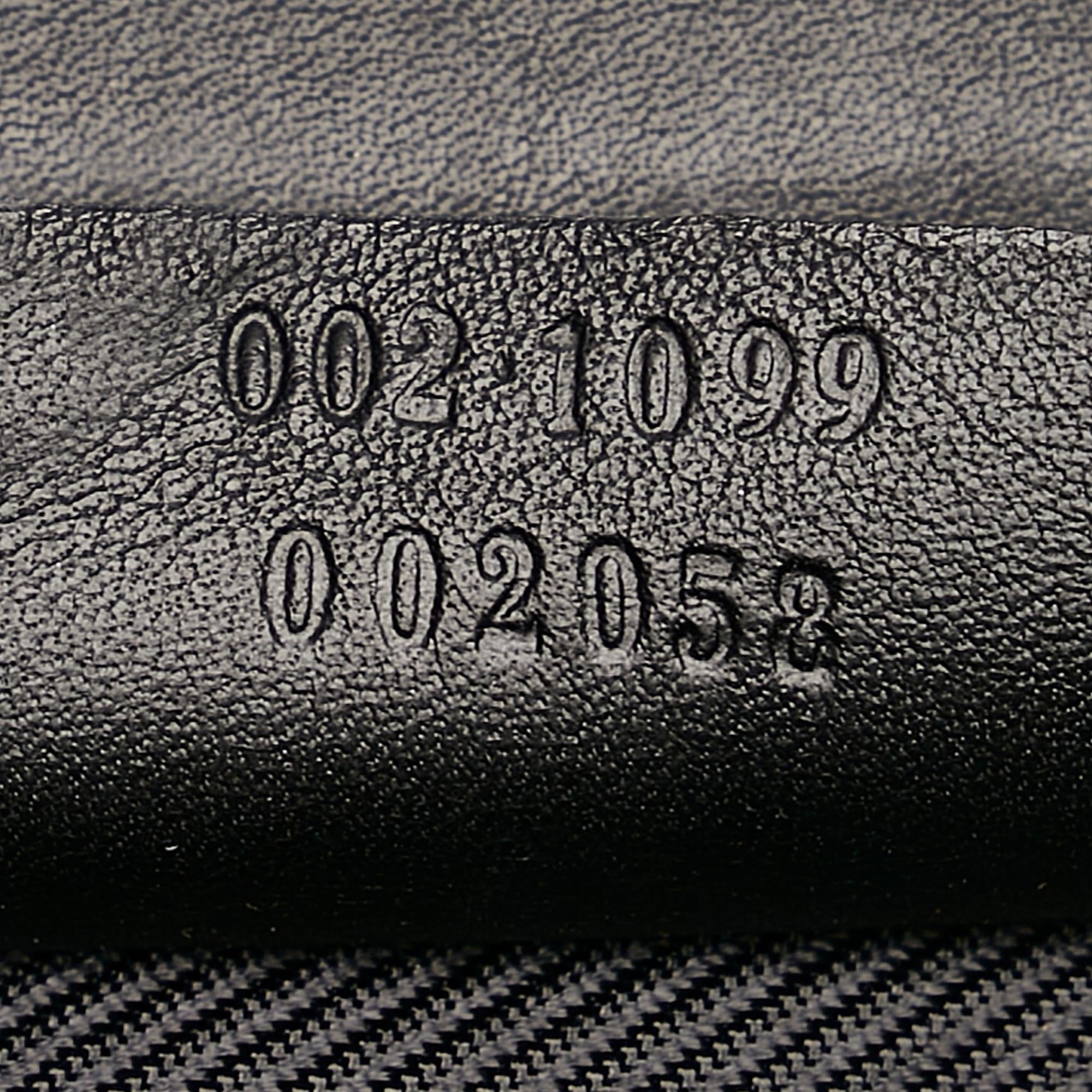 Gucci GG Canvas Shoulder Bag (SHG-29000)
