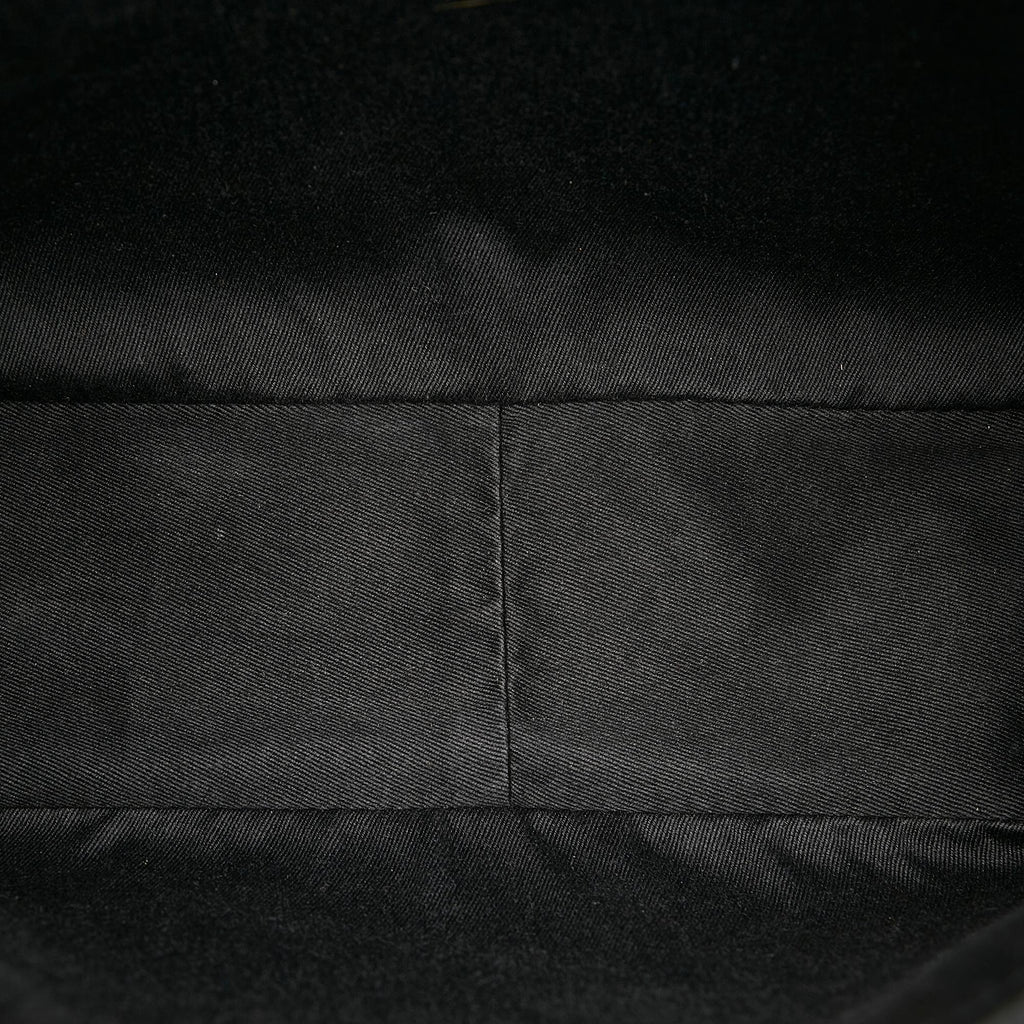 Gucci GG Canvas Shoulder Bag (SHG-29197)