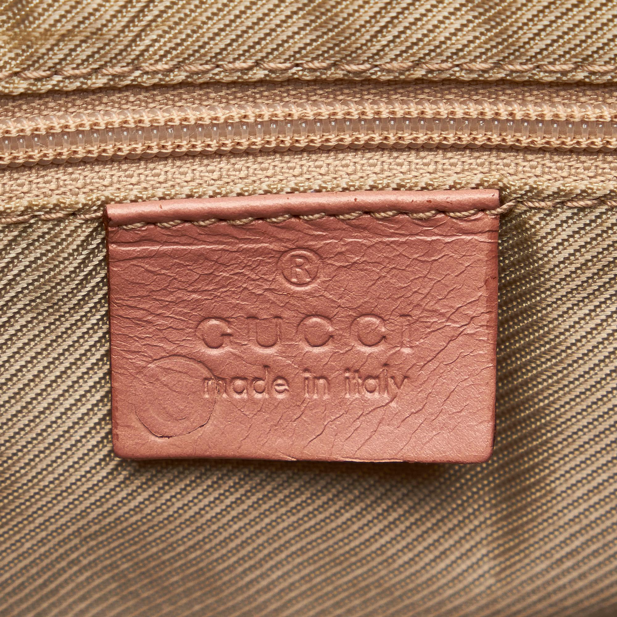 Gucci GG Canvas Shoulder Bag (SHG-29463)