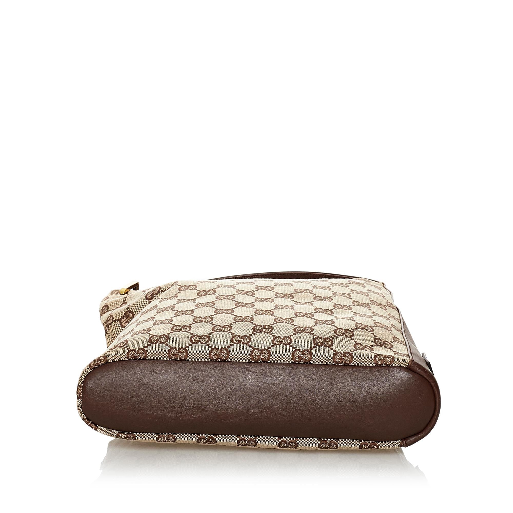Gucci GG Canvas Shoulder Bag (SHG-30527)