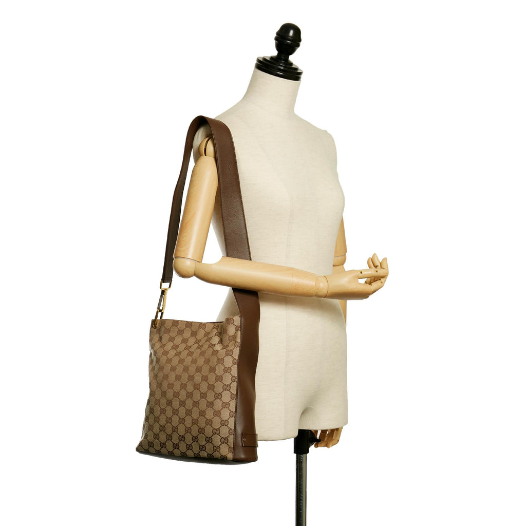 Gucci GG Canvas Shoulder Bag (SHG-30527)