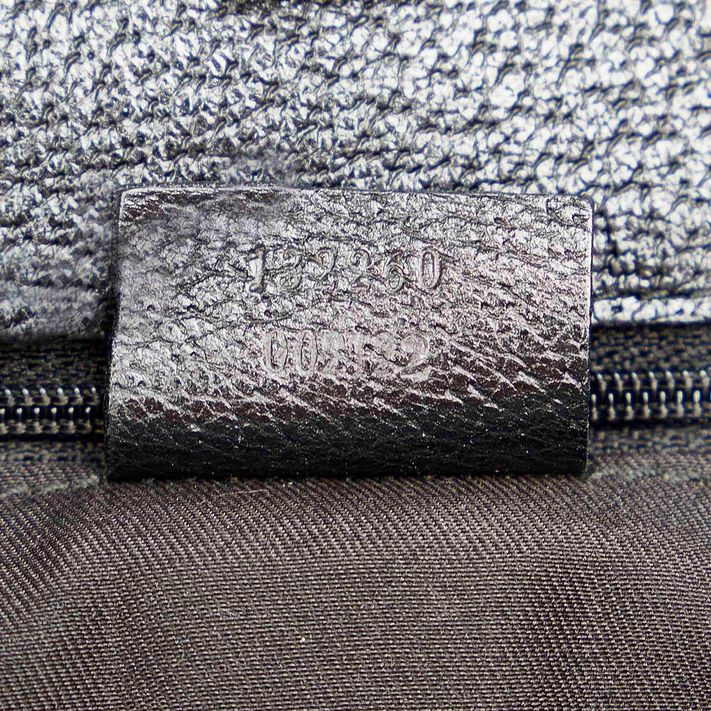 Gucci GG Canvas Shoulder Bag (SHG-31968)