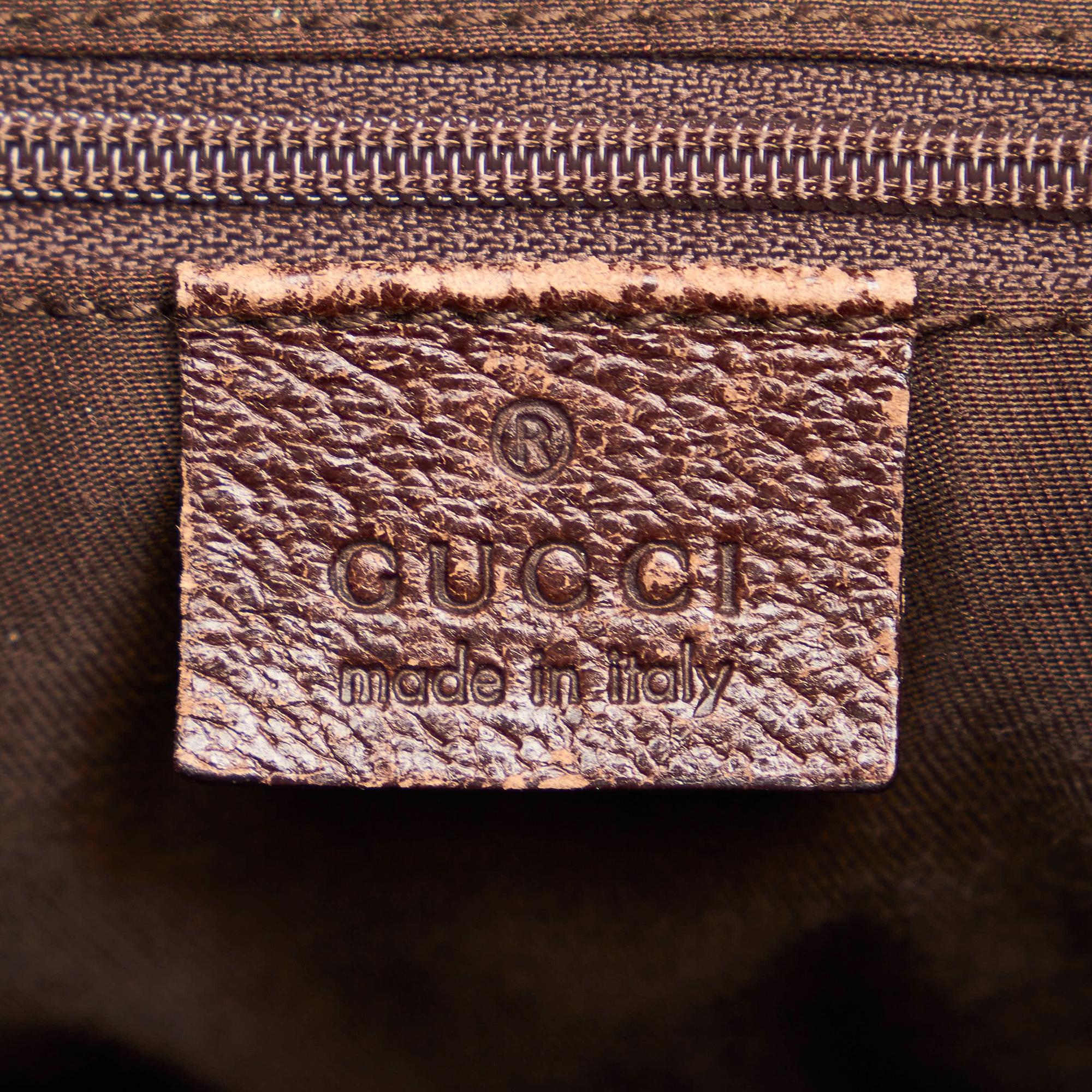 Gucci GG Canvas Shoulder Bag (SHG-32041)