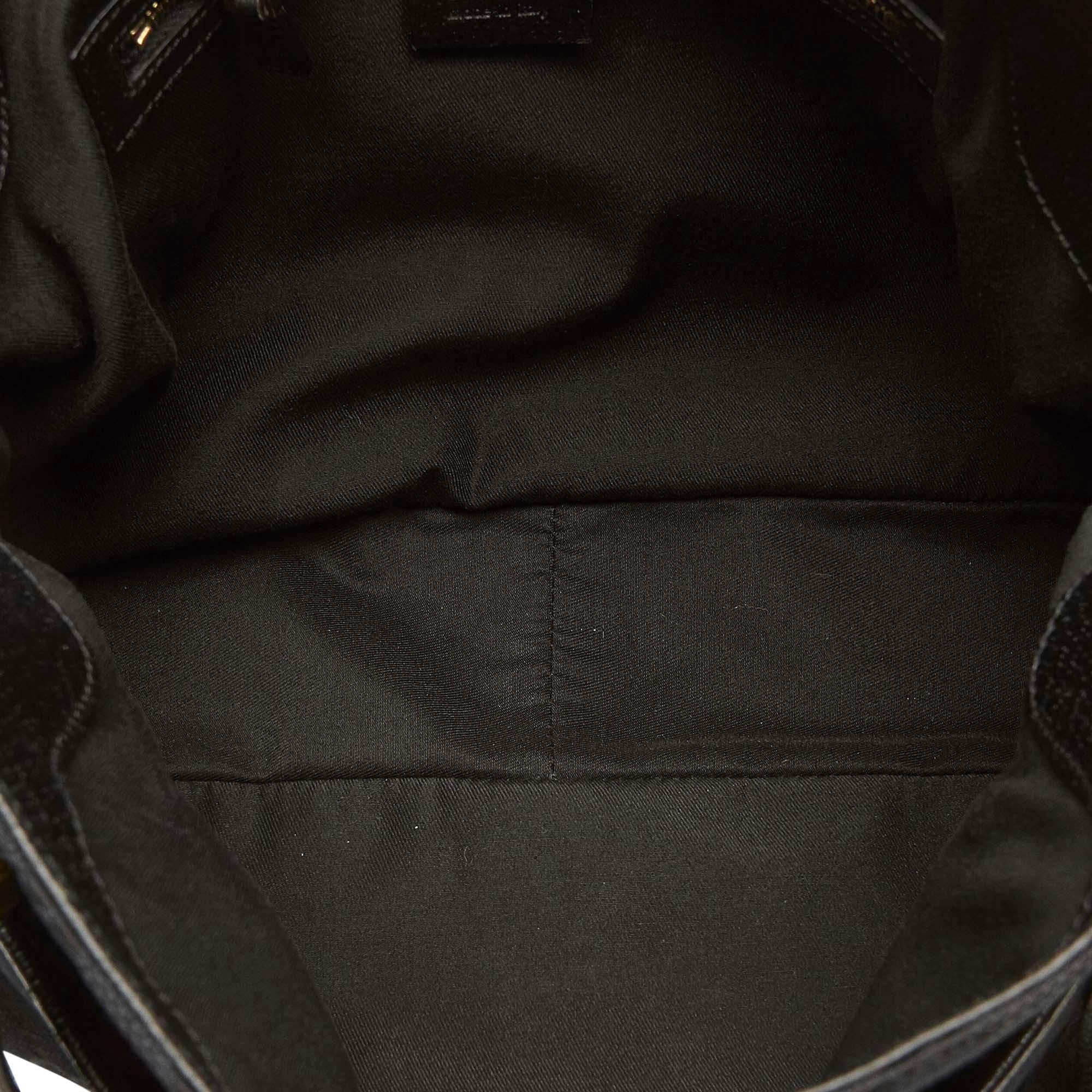 Gucci GG Canvas Shoulder Bag (SHG-32366)