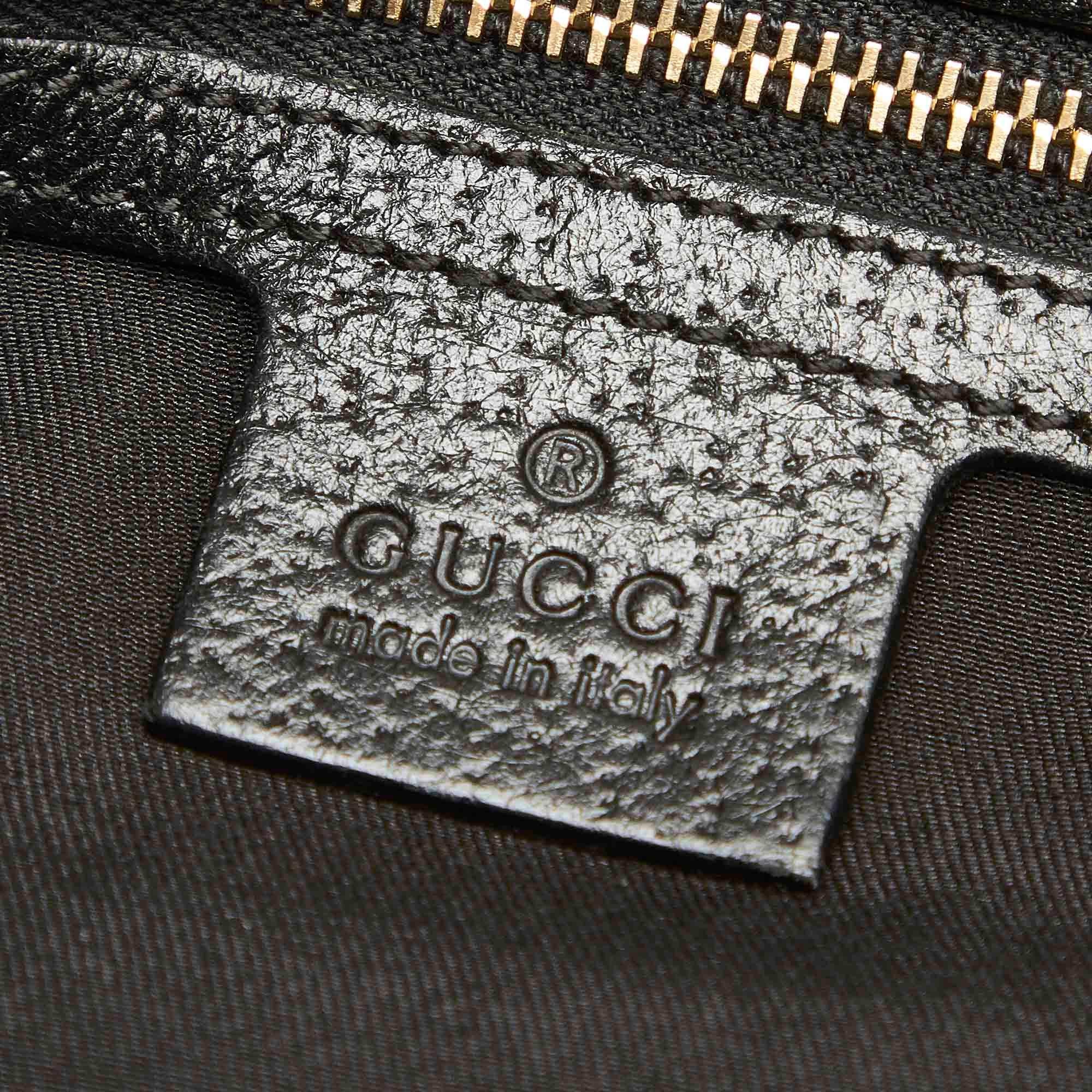 Gucci GG Canvas Shoulder Bag (SHG-32366)