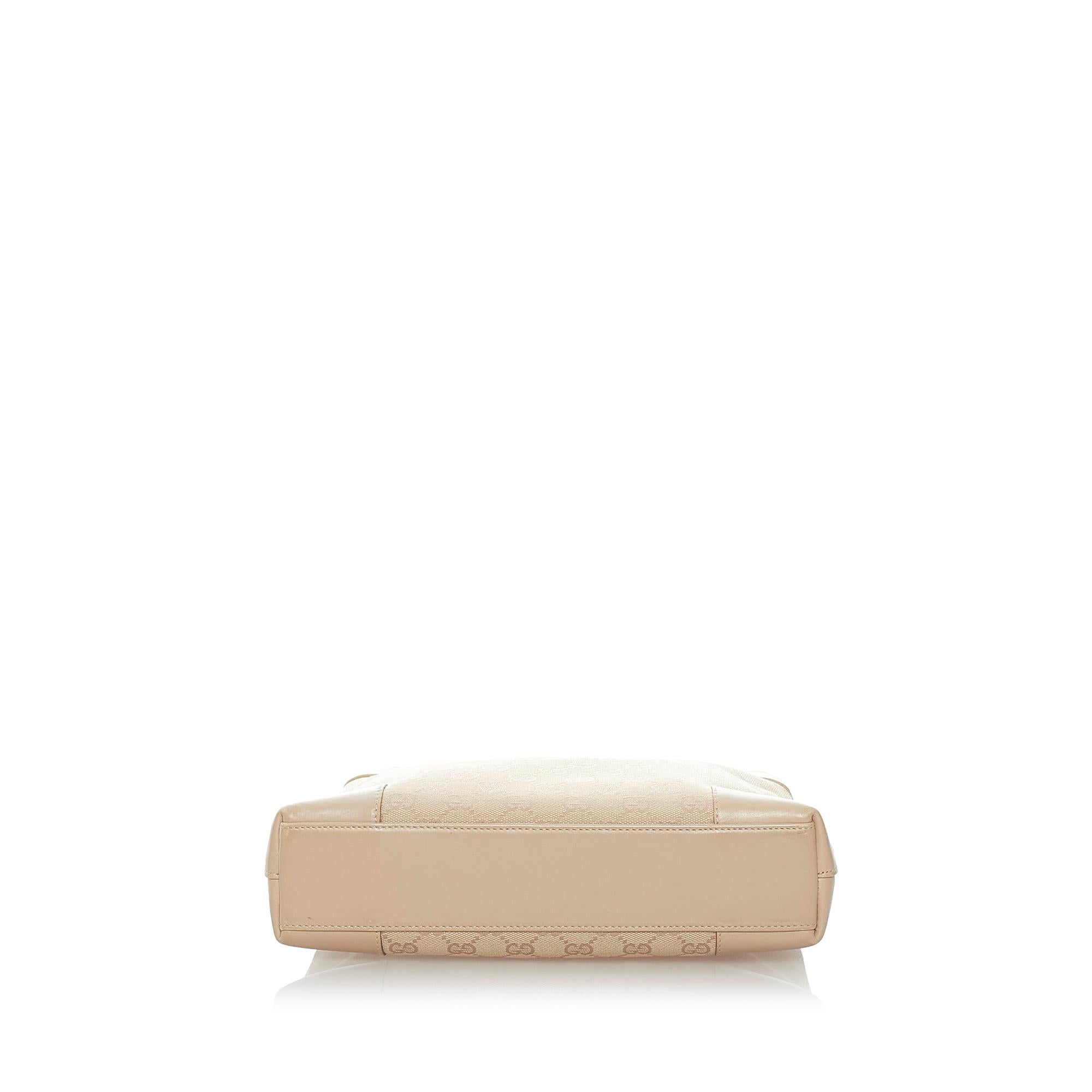Gucci GG Canvas Shoulder Bag (SHG-32853)