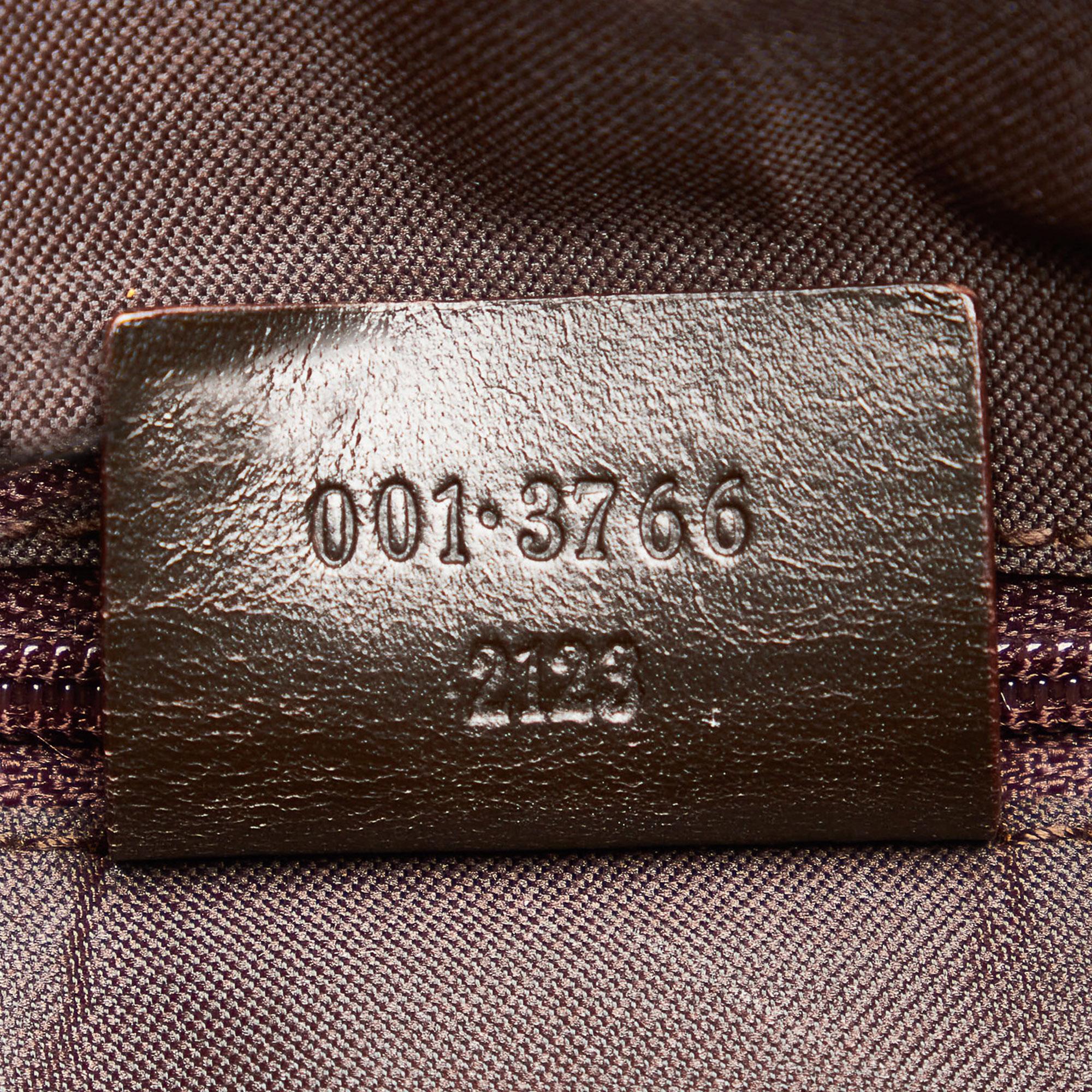 Gucci GG Canvas Shoulder Bag (SHG-34135)